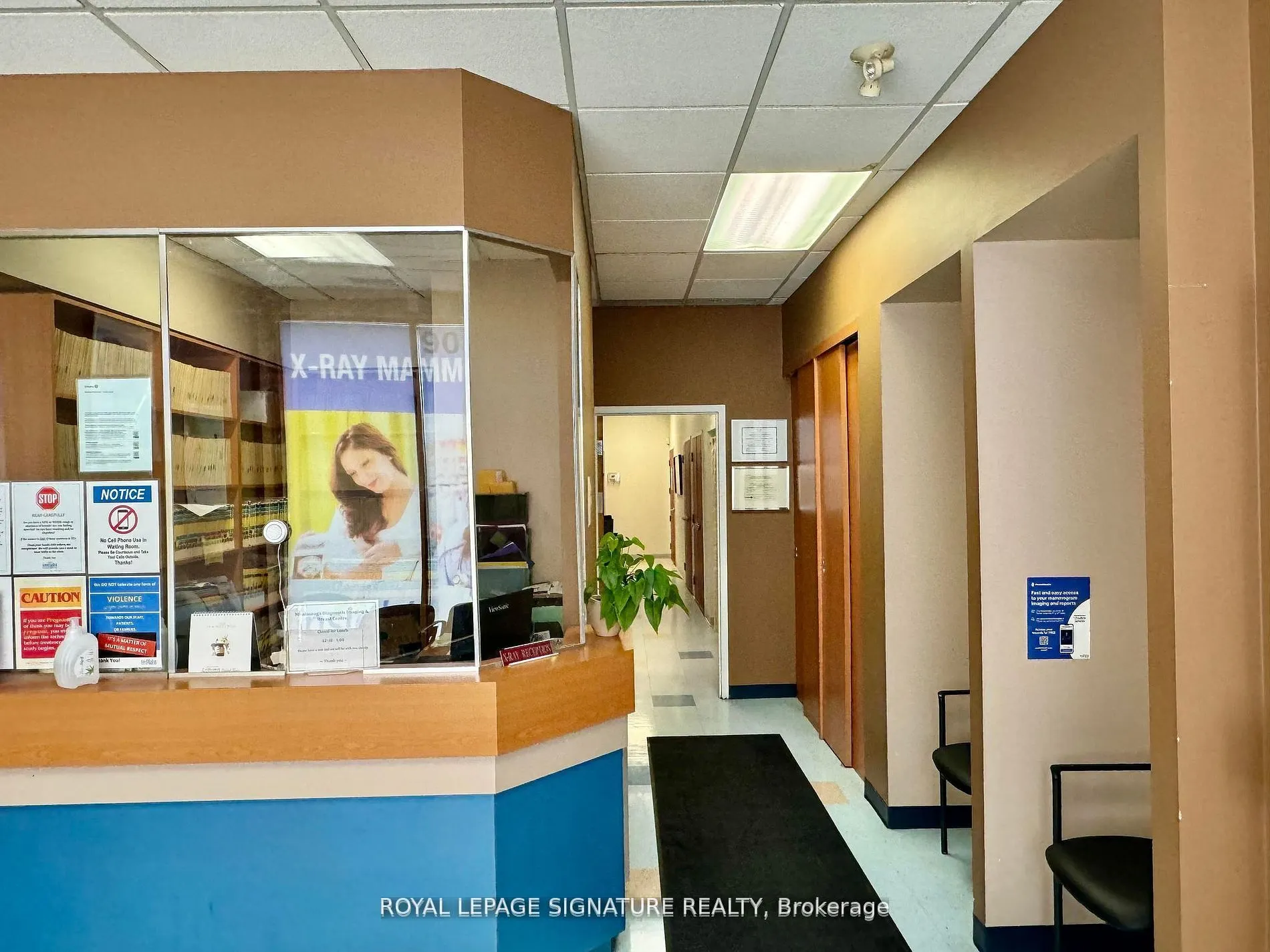 801 Dundas Street E, #Part E1