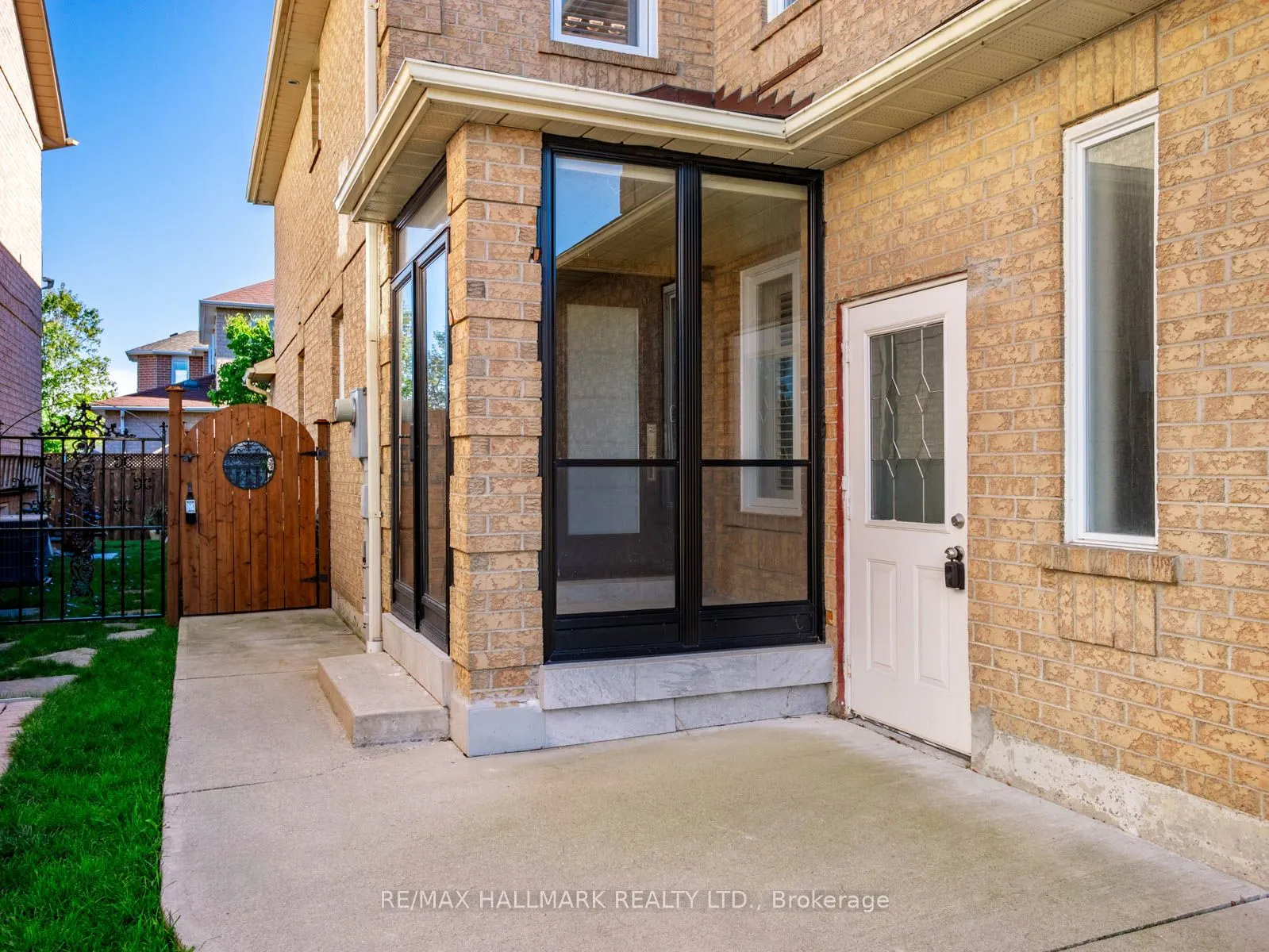 5429 Flatford Road