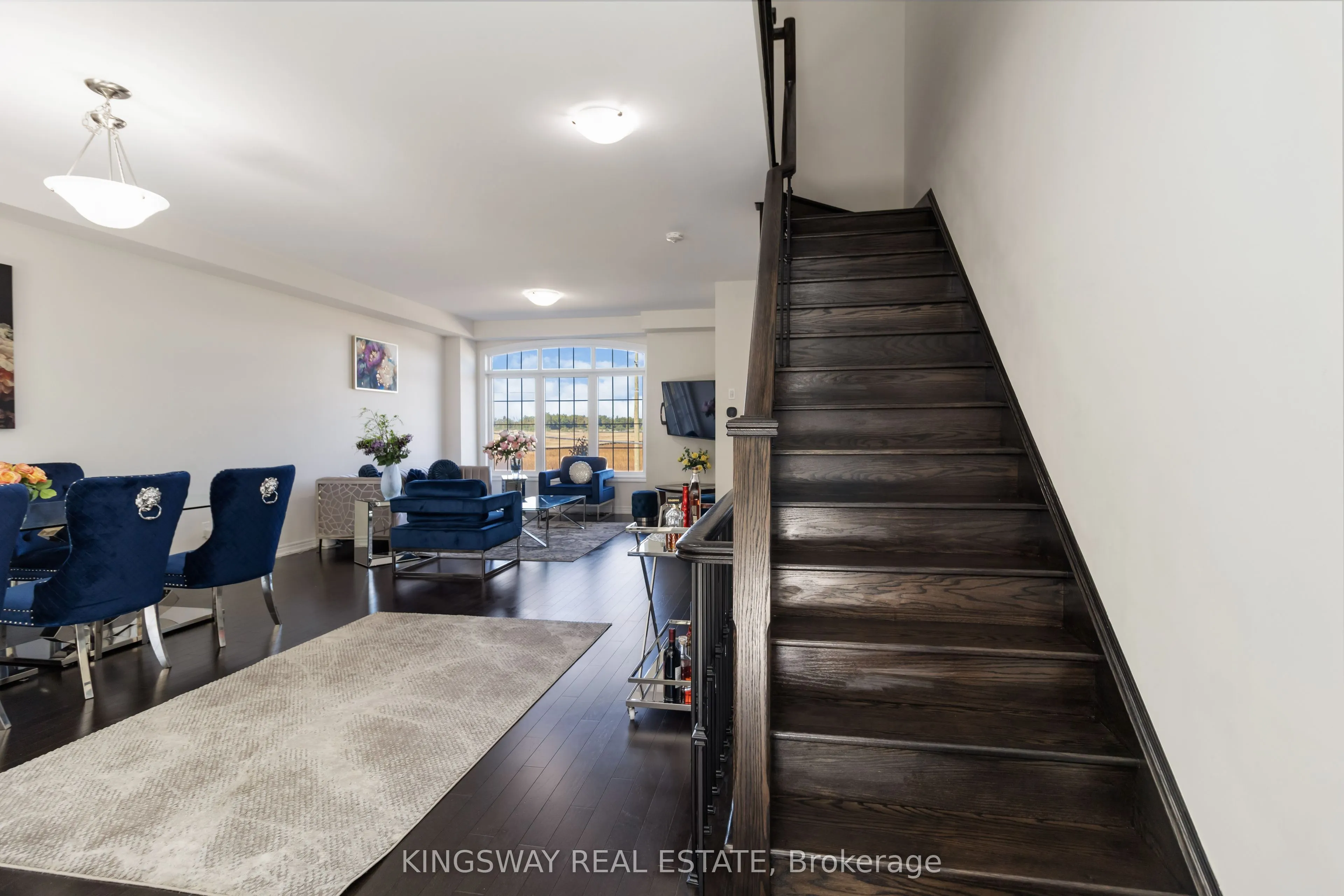 86 Fruitvale Circle