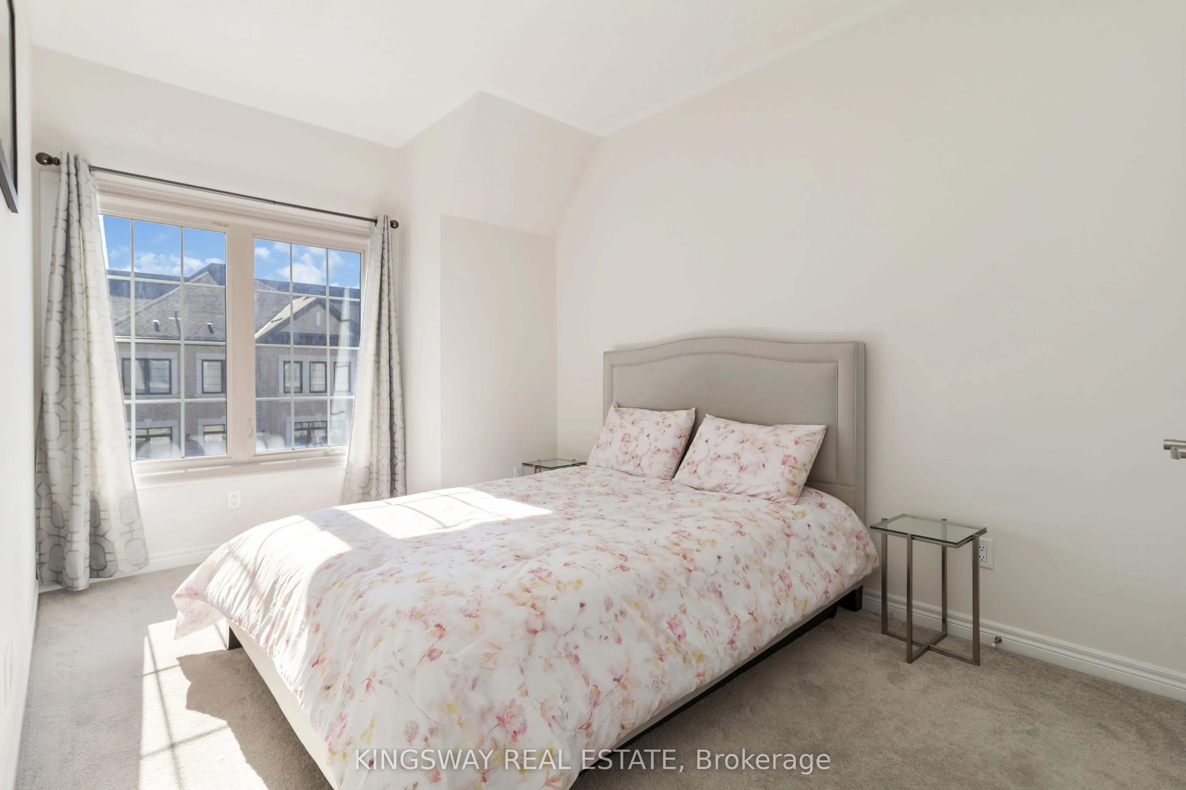 86 Fruitvale Circle
