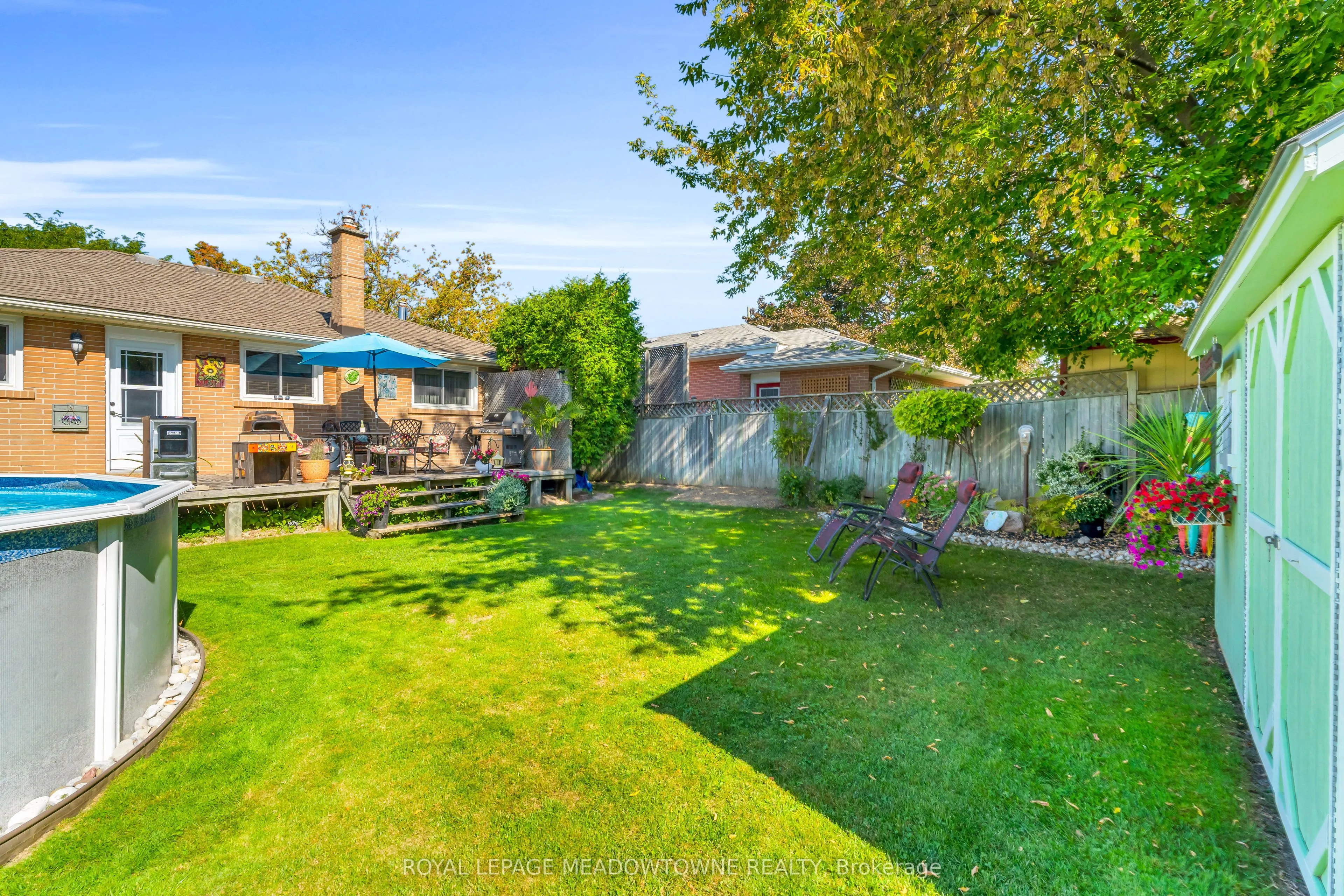 79 Rexway Drive
