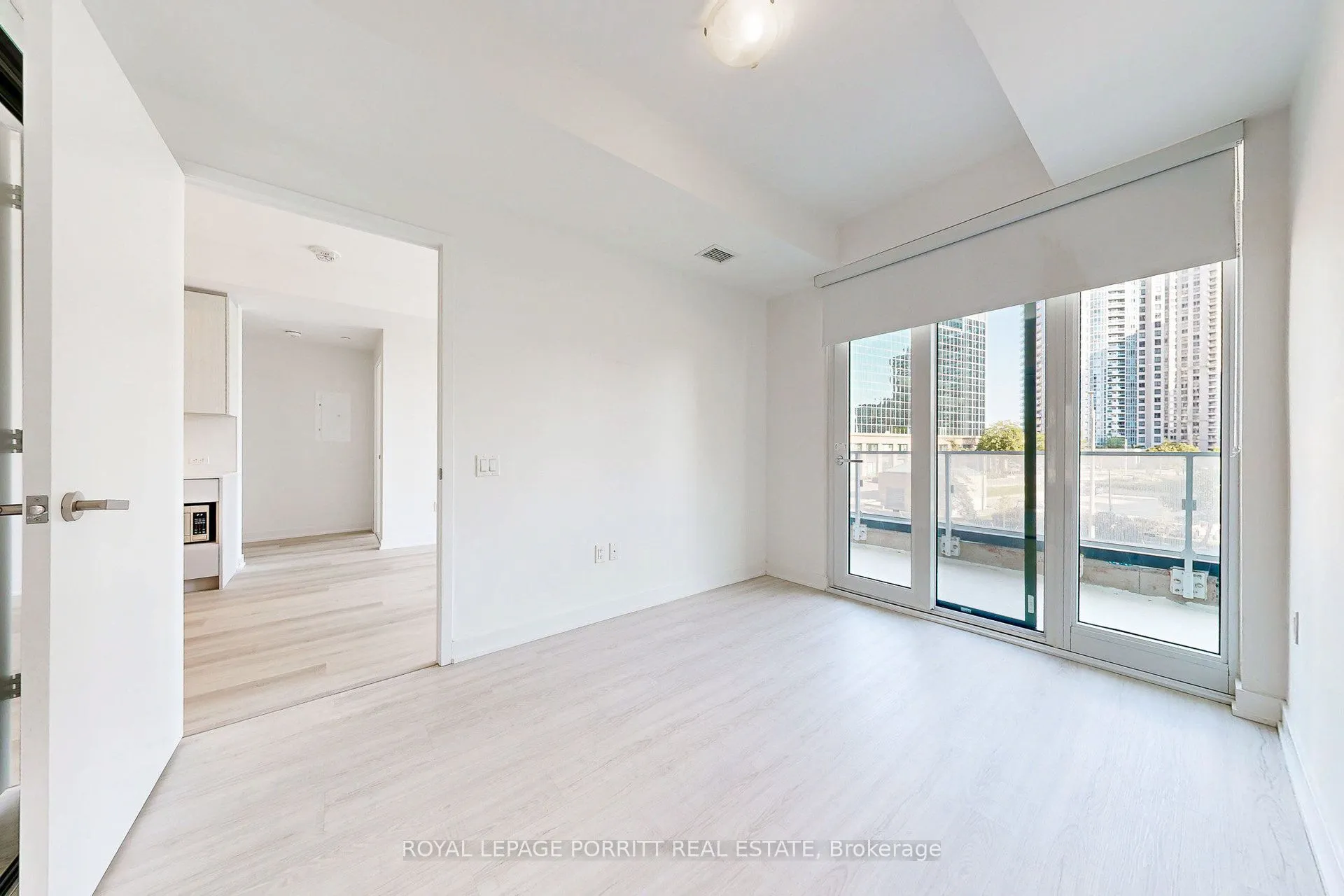 3883 Quartz Road, #202