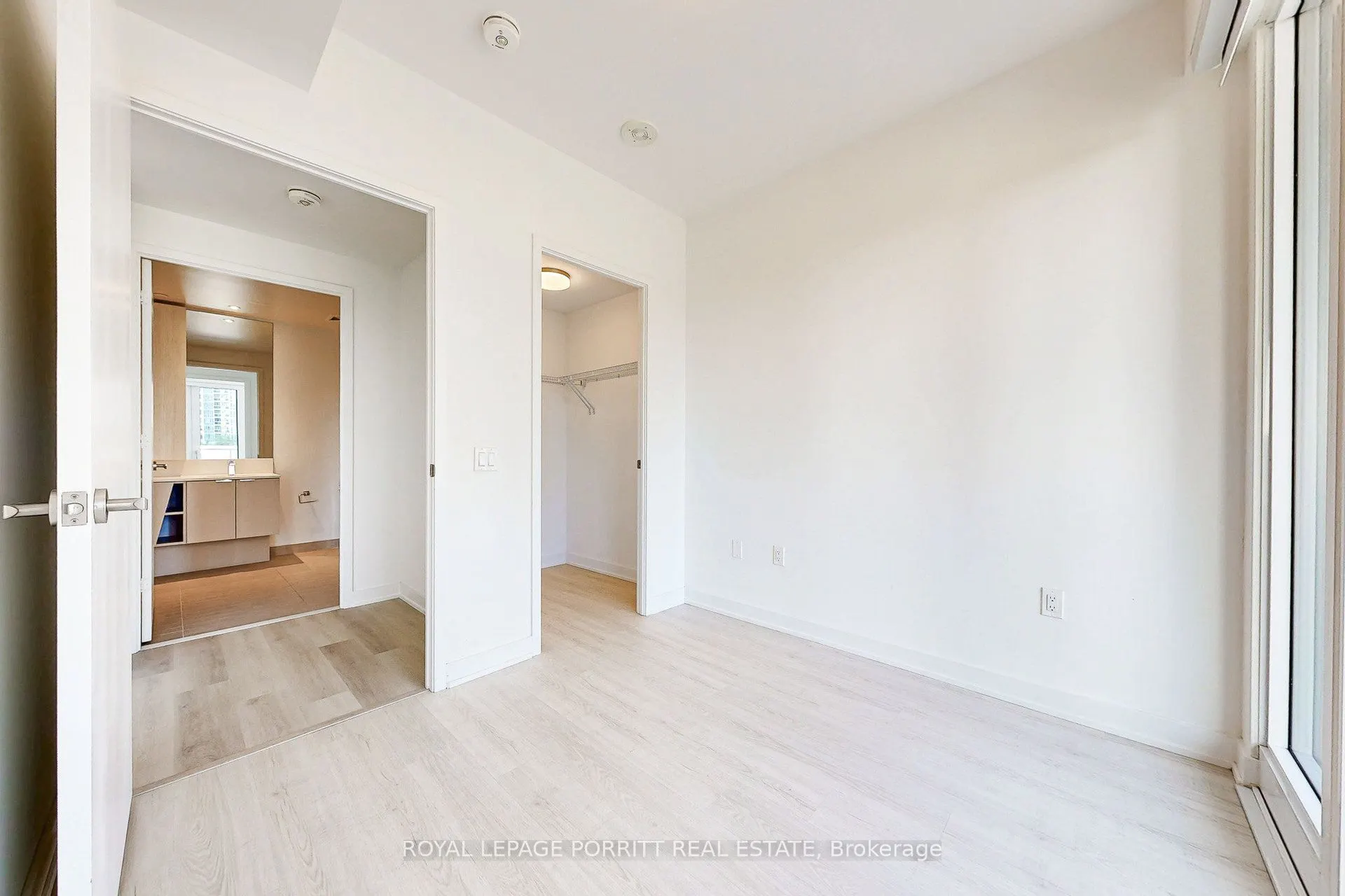 3883 Quartz Road, #202