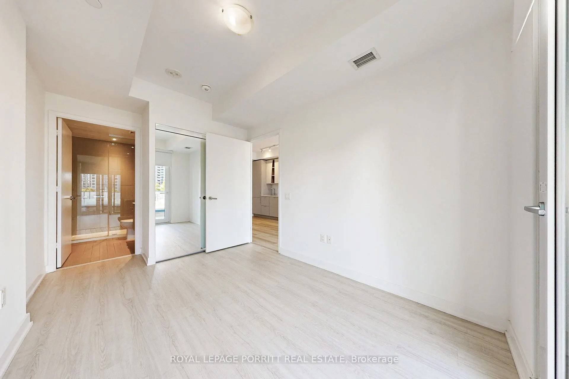 3883 Quartz Road, #202