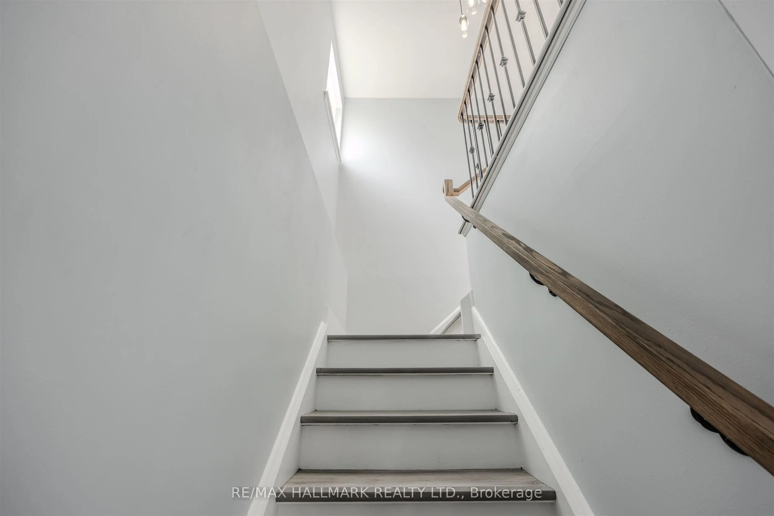 2126 Pashak Court