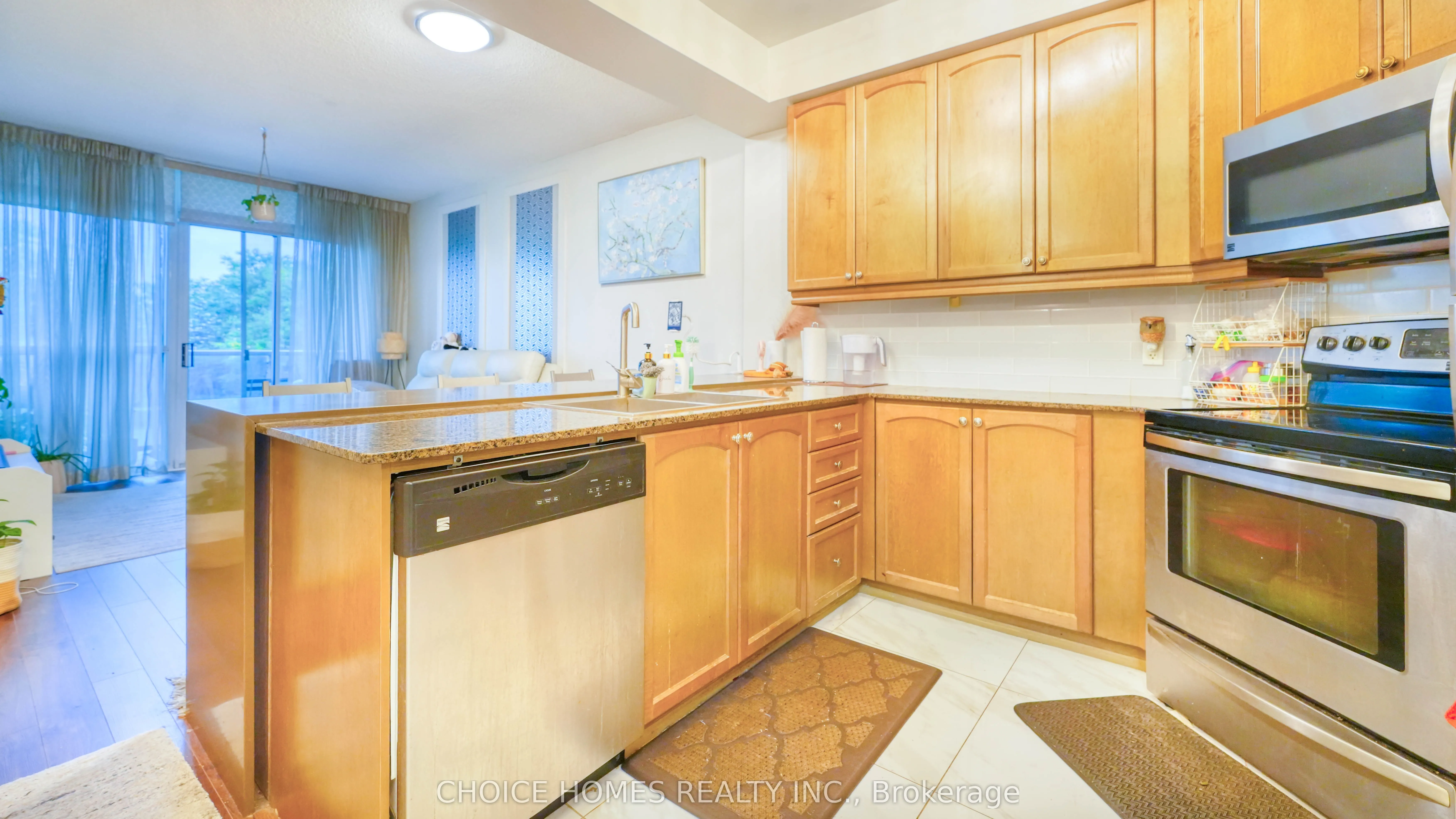80 Absolute Avenue, #404