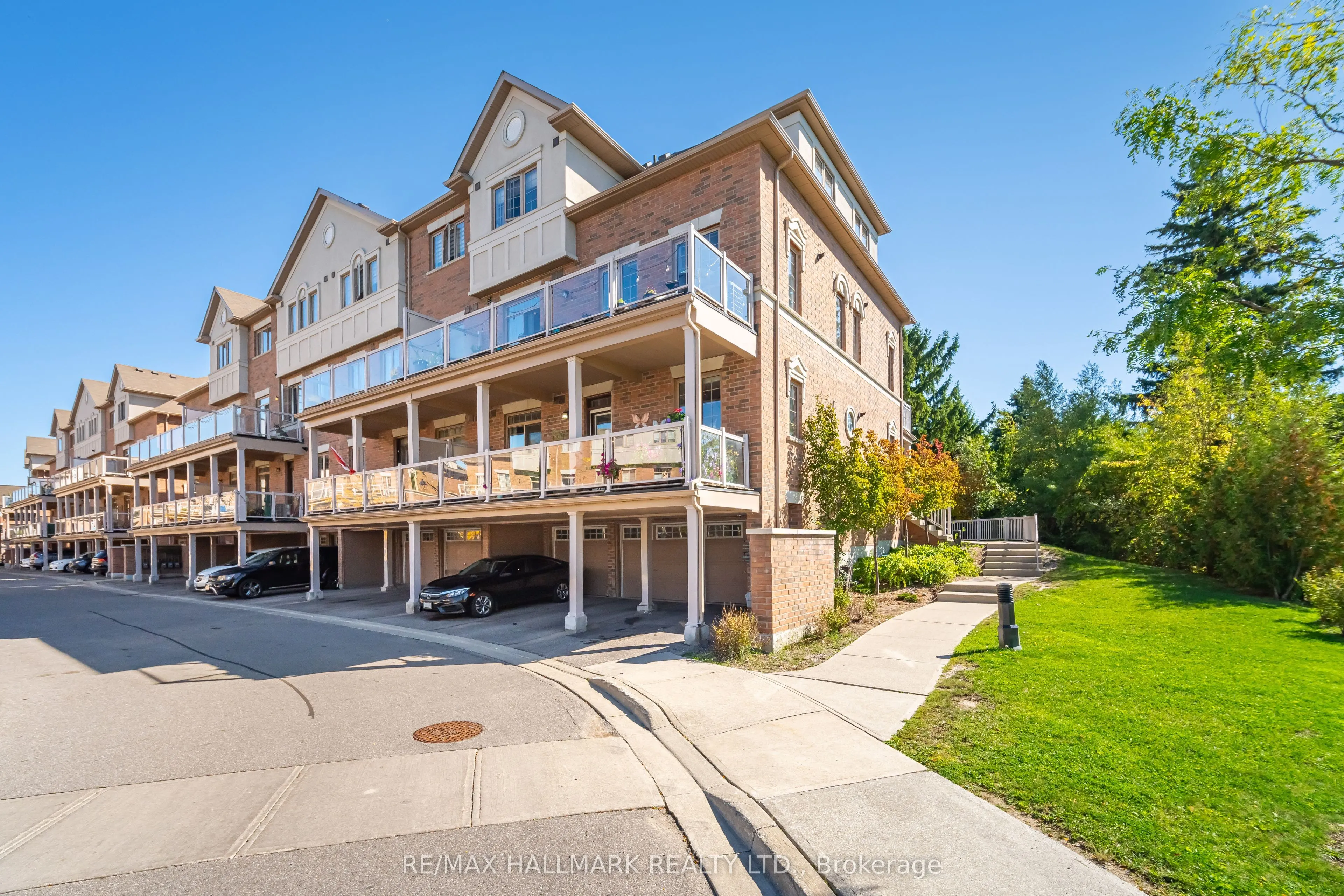180 Howden Boulevard, #80