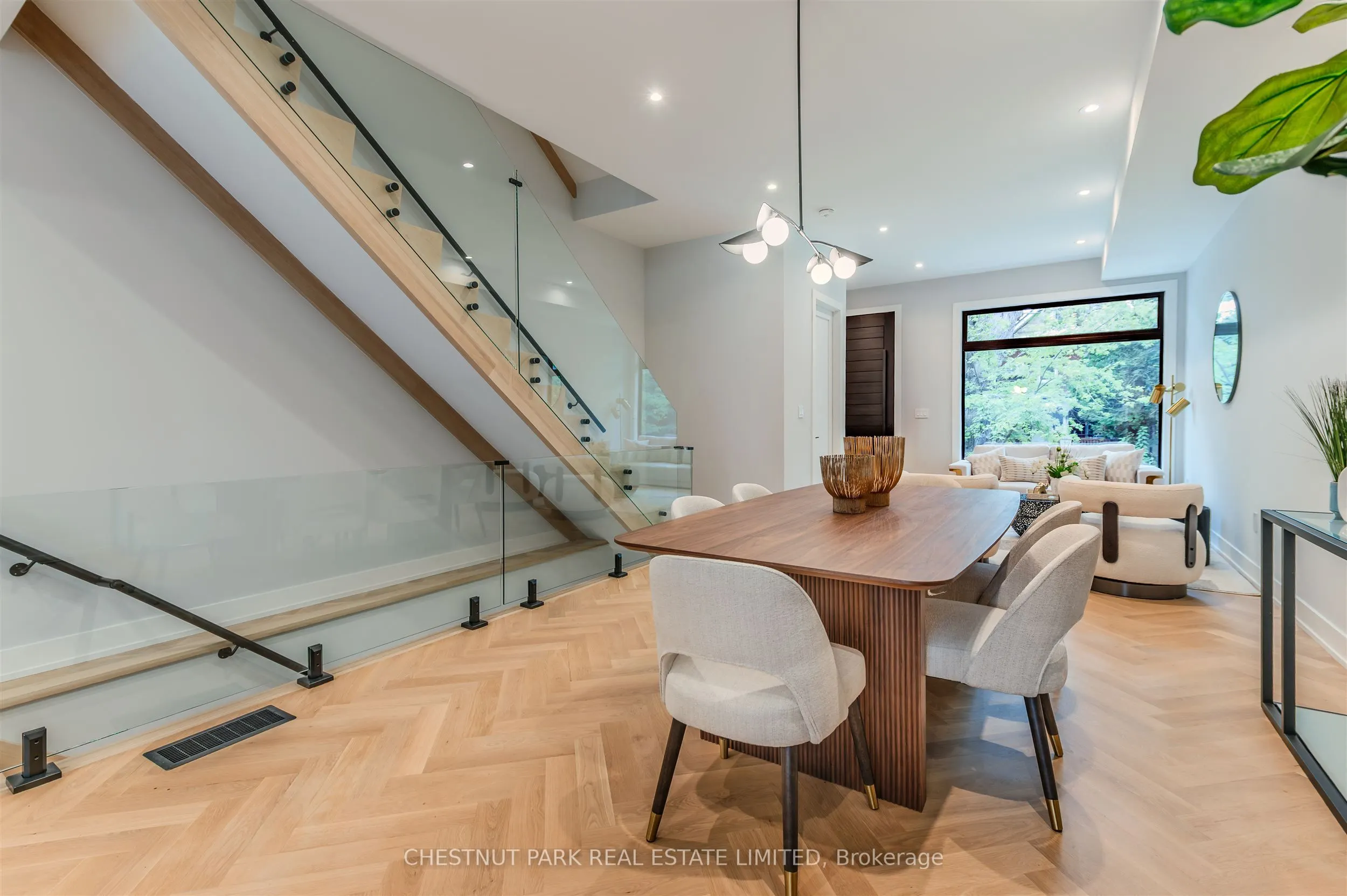 222A Pearson Avenue