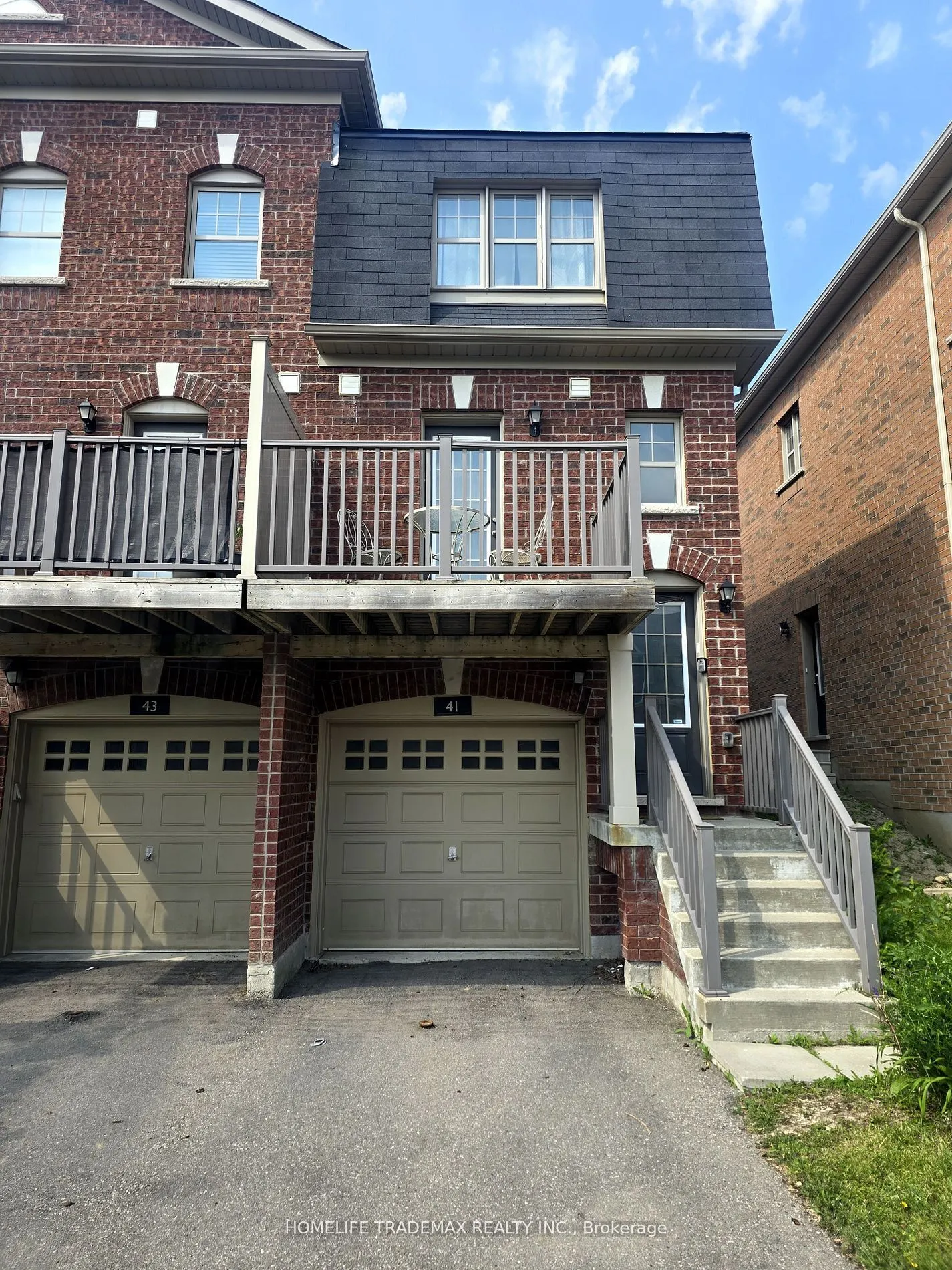 41 Battalion Road E, #41