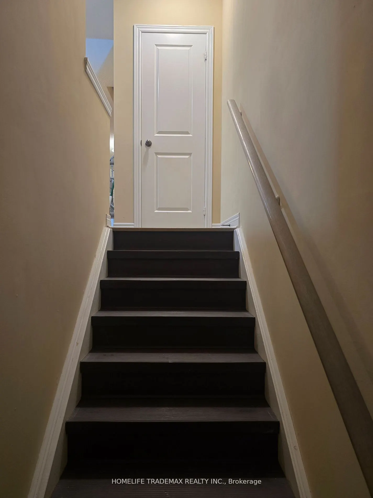 41 Battalion Road E, #41
