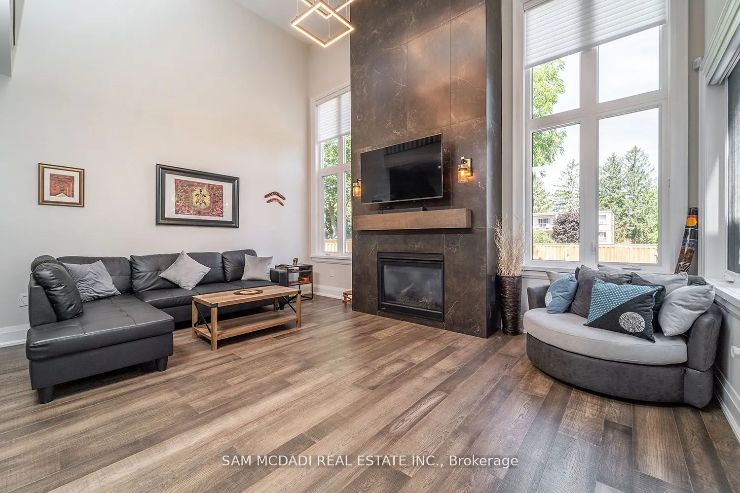 2163 Deyncourt Drive
