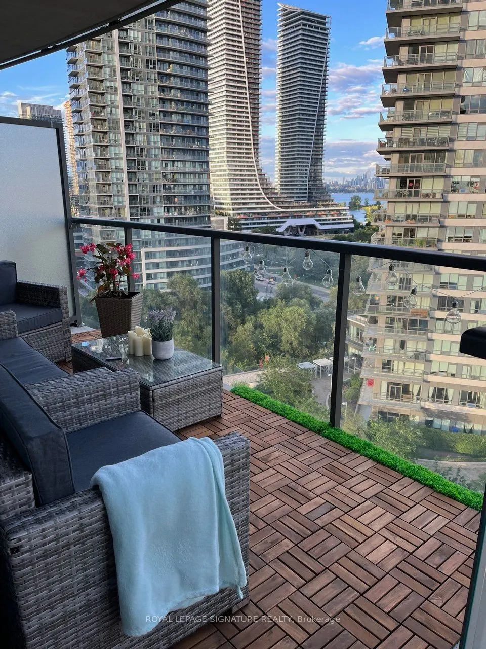 15 Legion Road, #1207