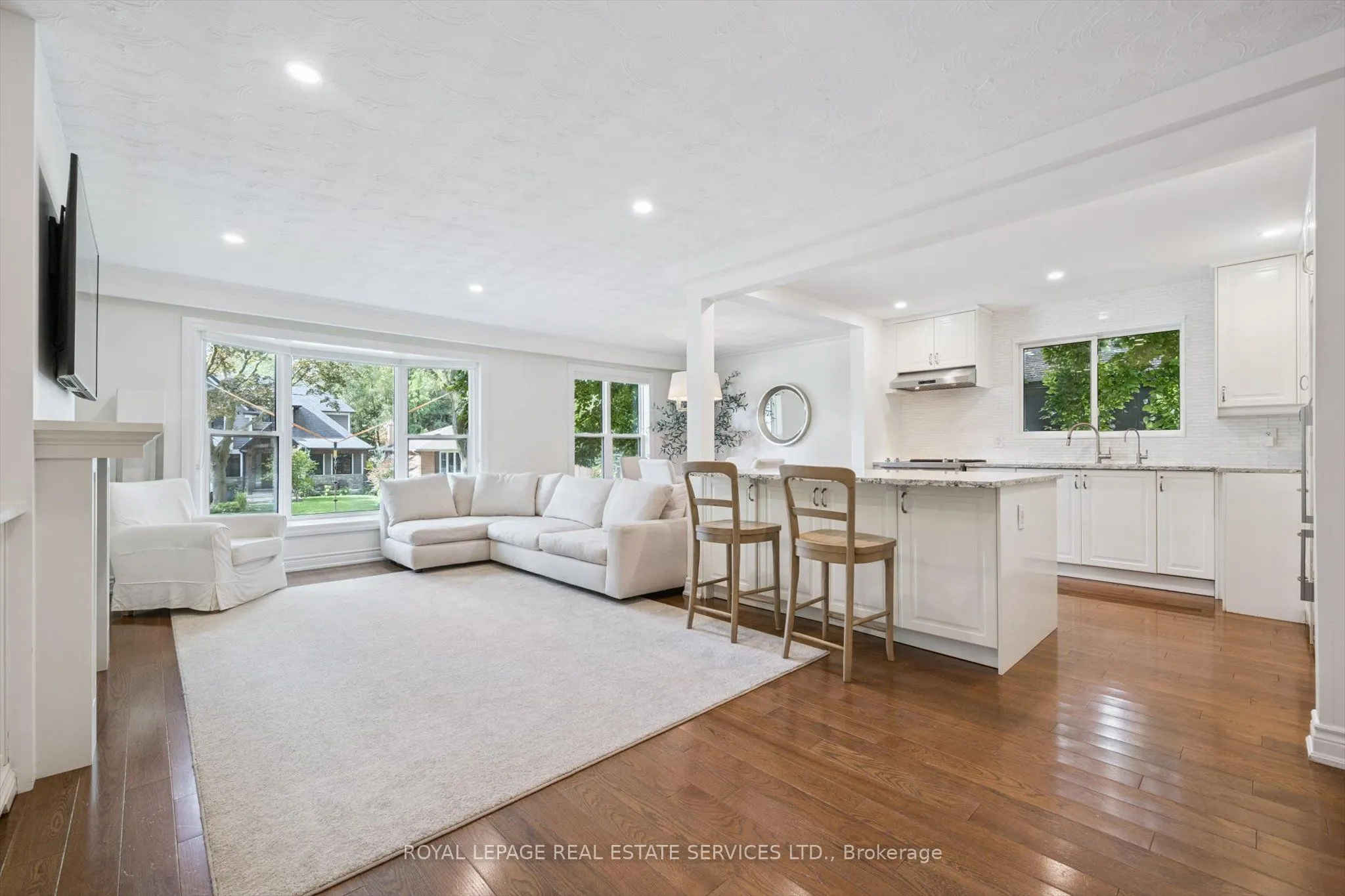455 Willis Drive