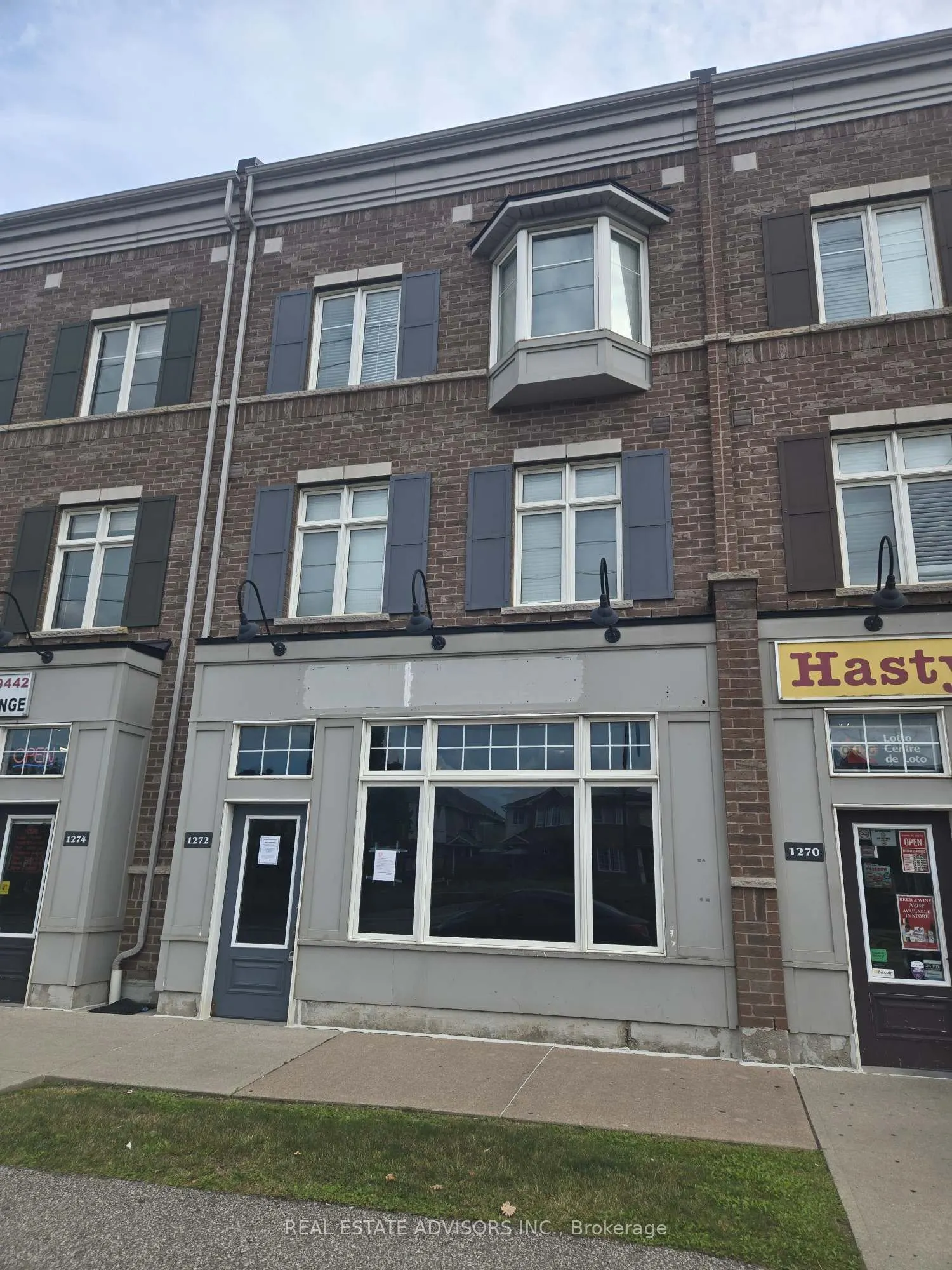 1272 Main Street E