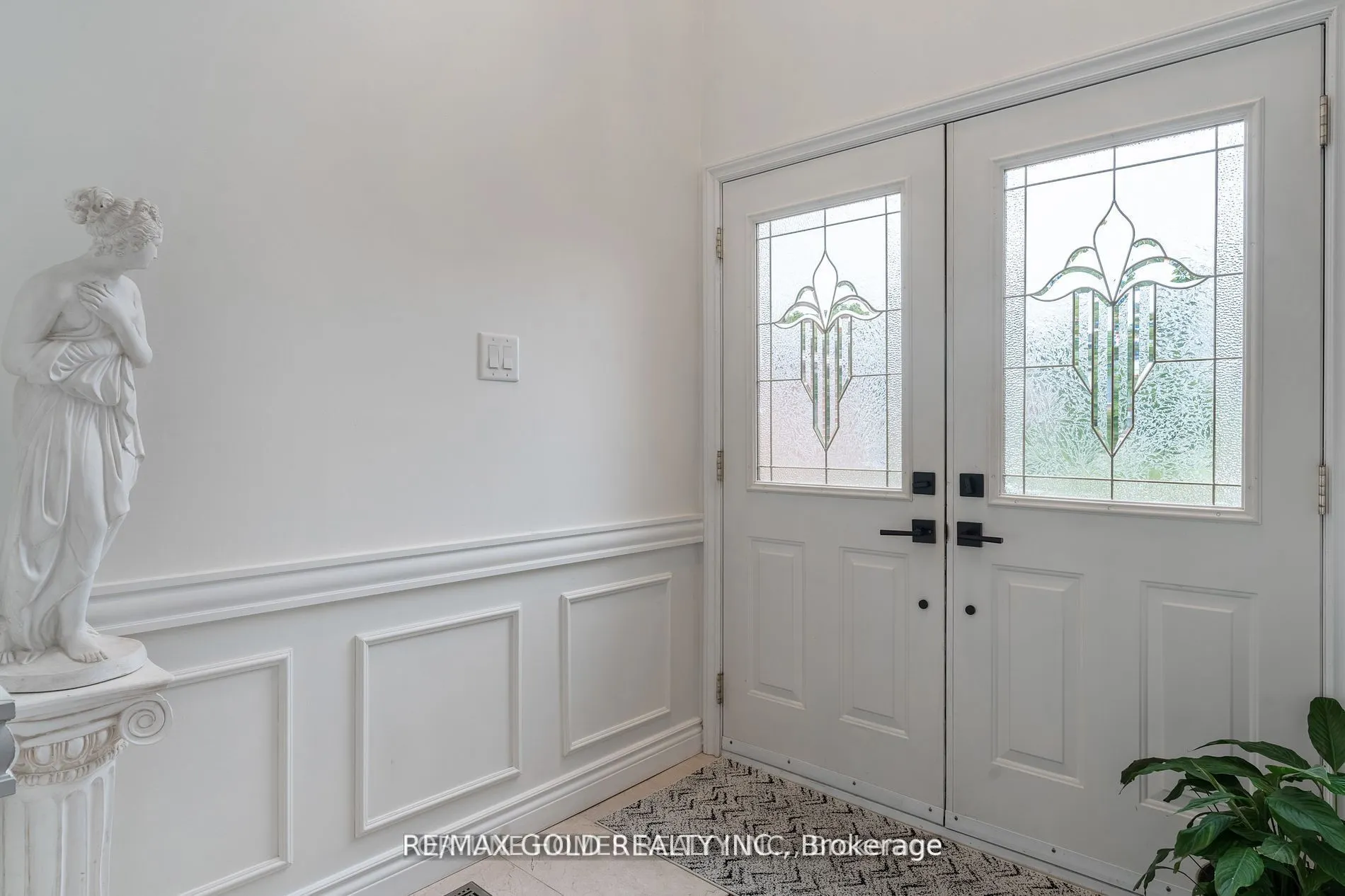 14 Shadywood Road