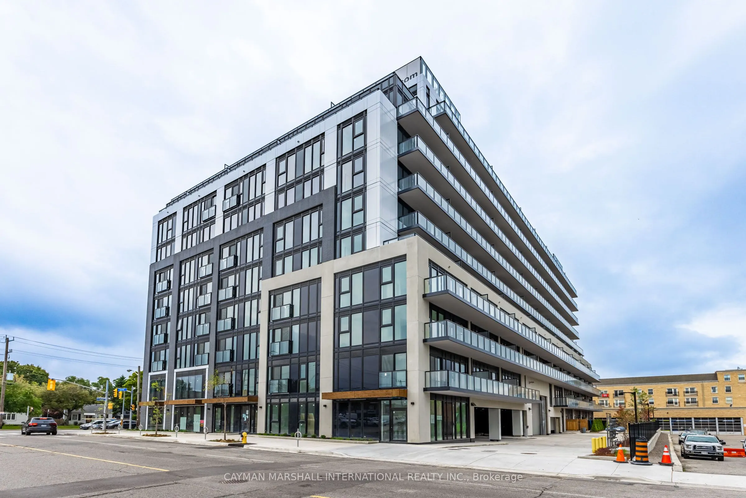 801 The Queensway, #307