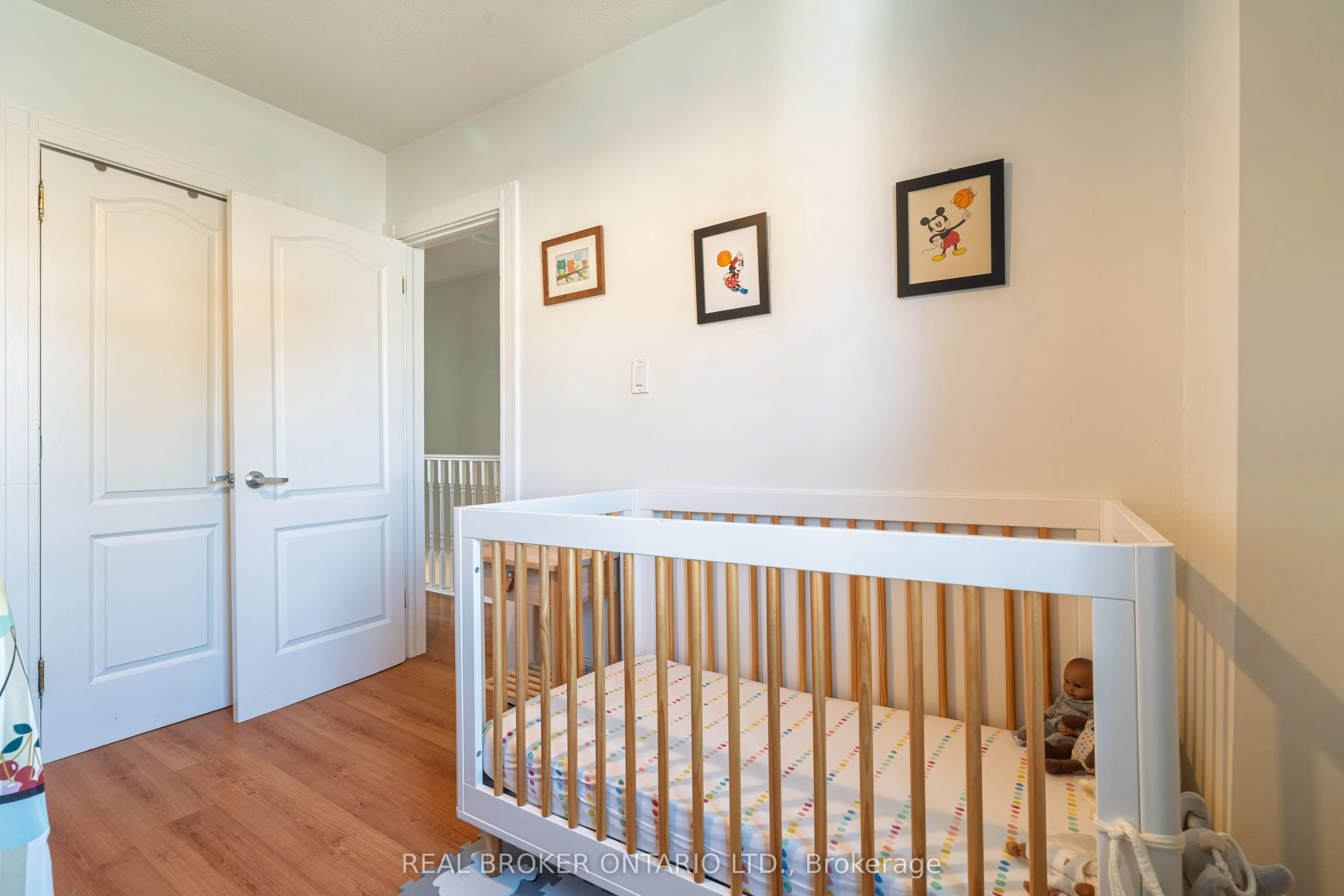 204 Earlscourt Avenue W