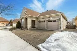 1643 Allan Crescent