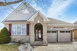 1643 Allan Crescent