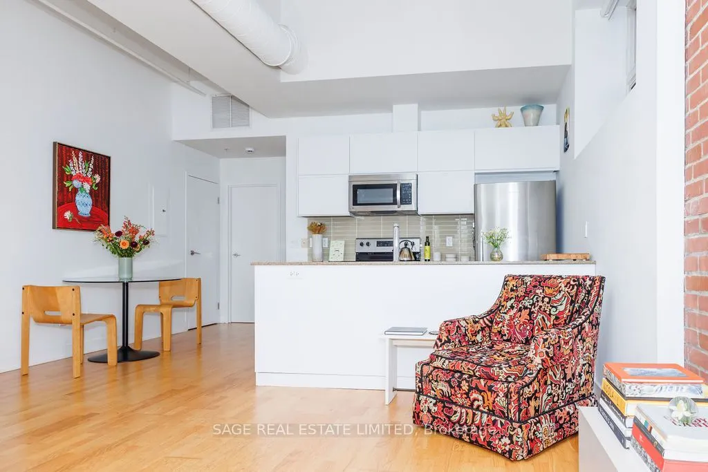 152 Annette Street, #103