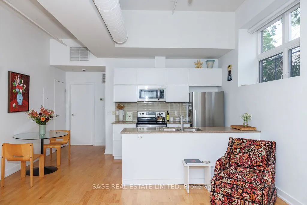 152 Annette Street, #103