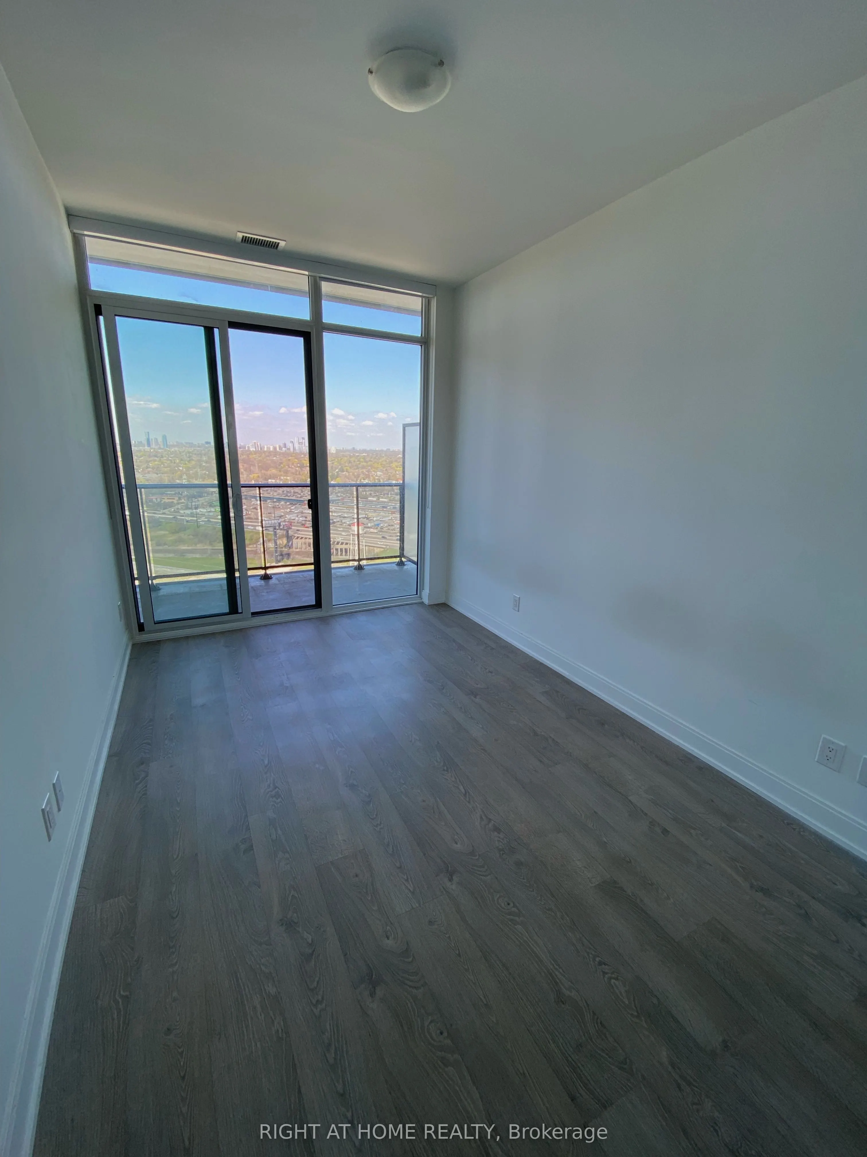 70 ANNIE CRAIG Drive, #3009