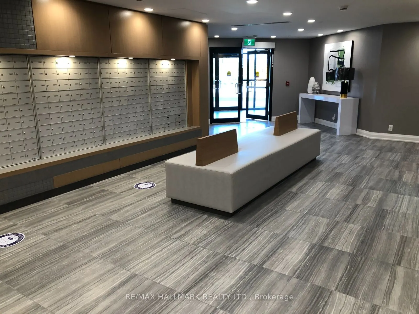 128 Grovewood Common, #110