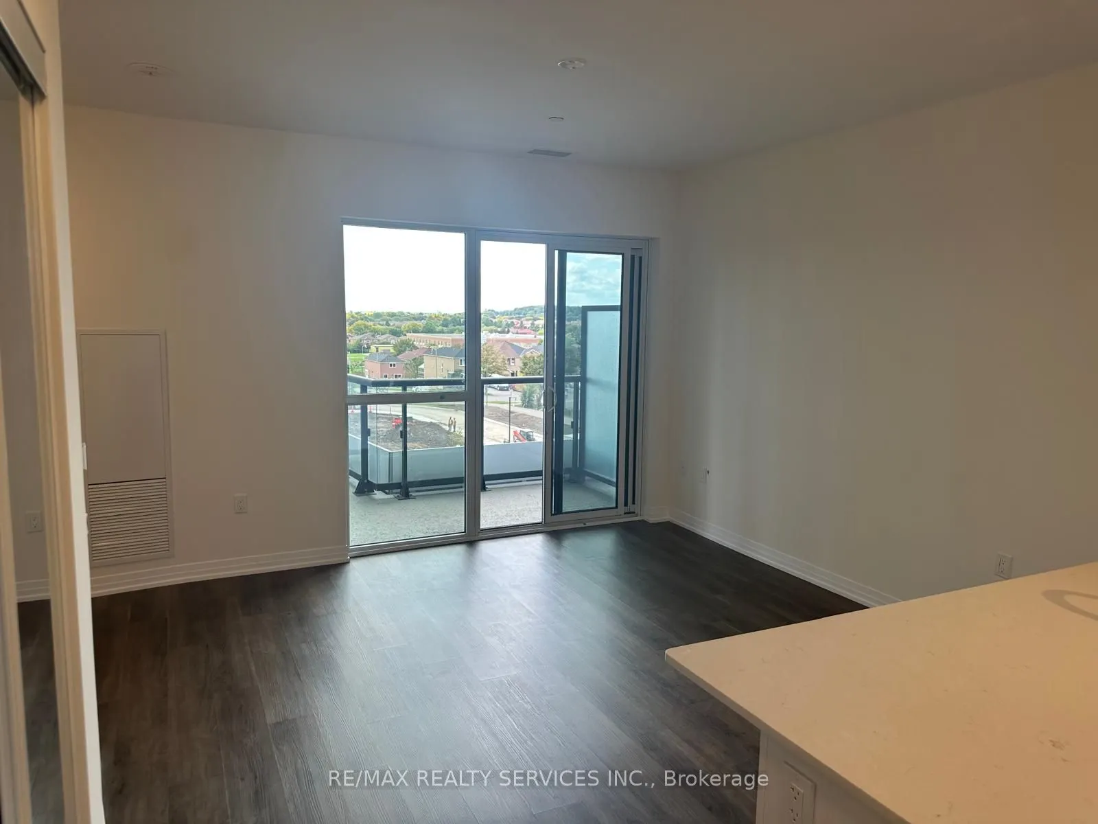 15 Watergarden Drive, #414
