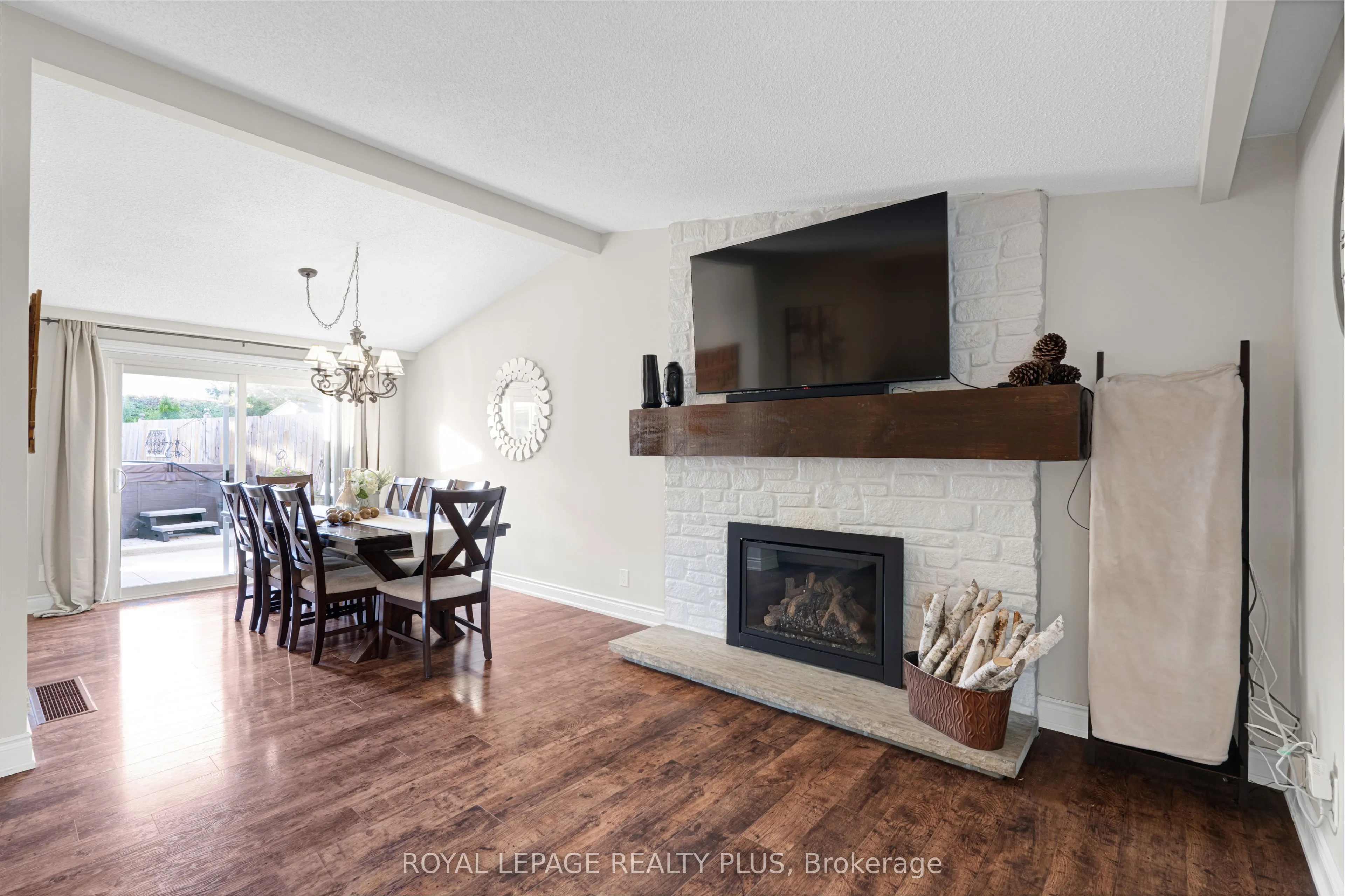 2063 Cavendish Drive
