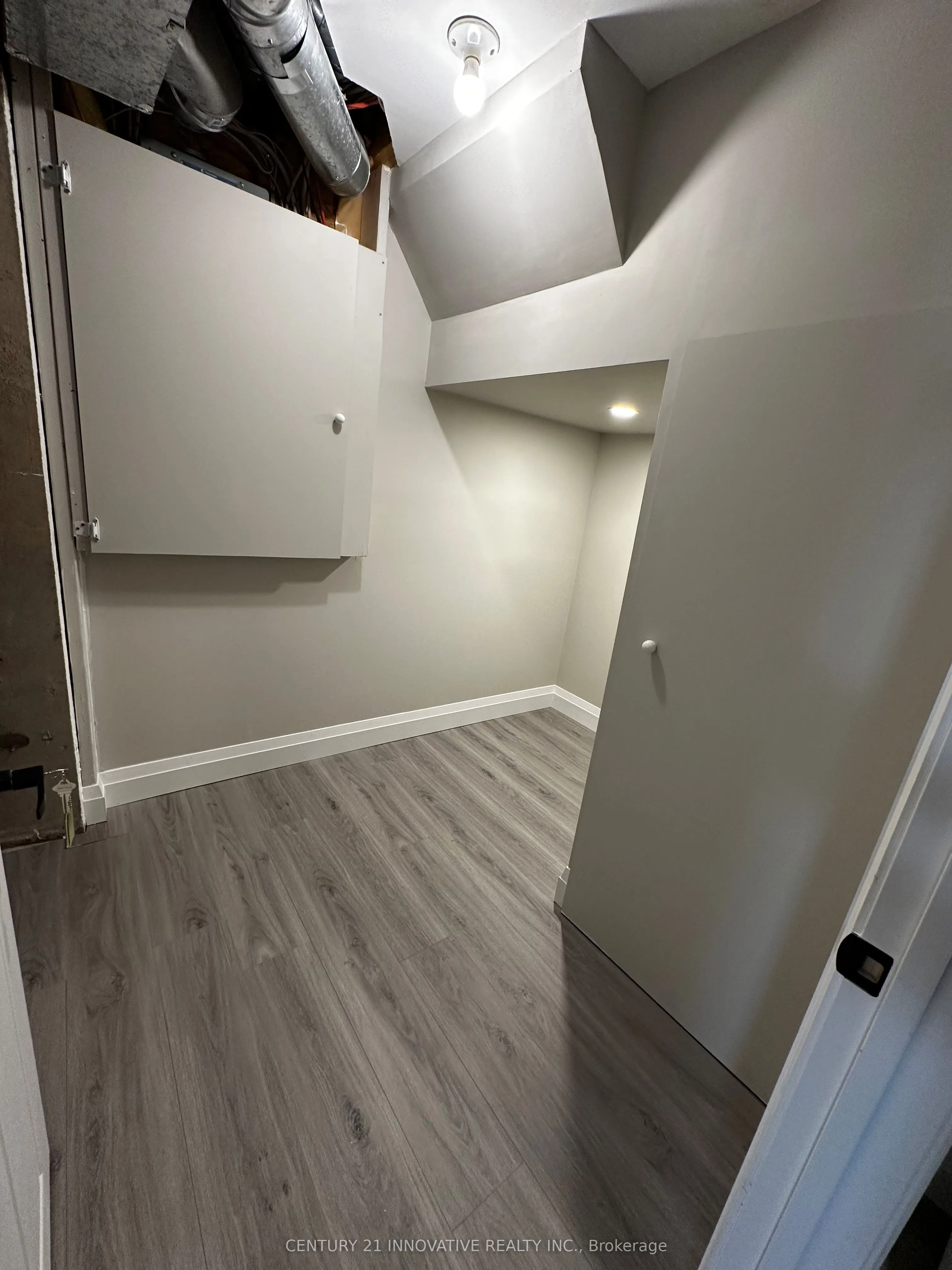 1151 Lindsay Drive