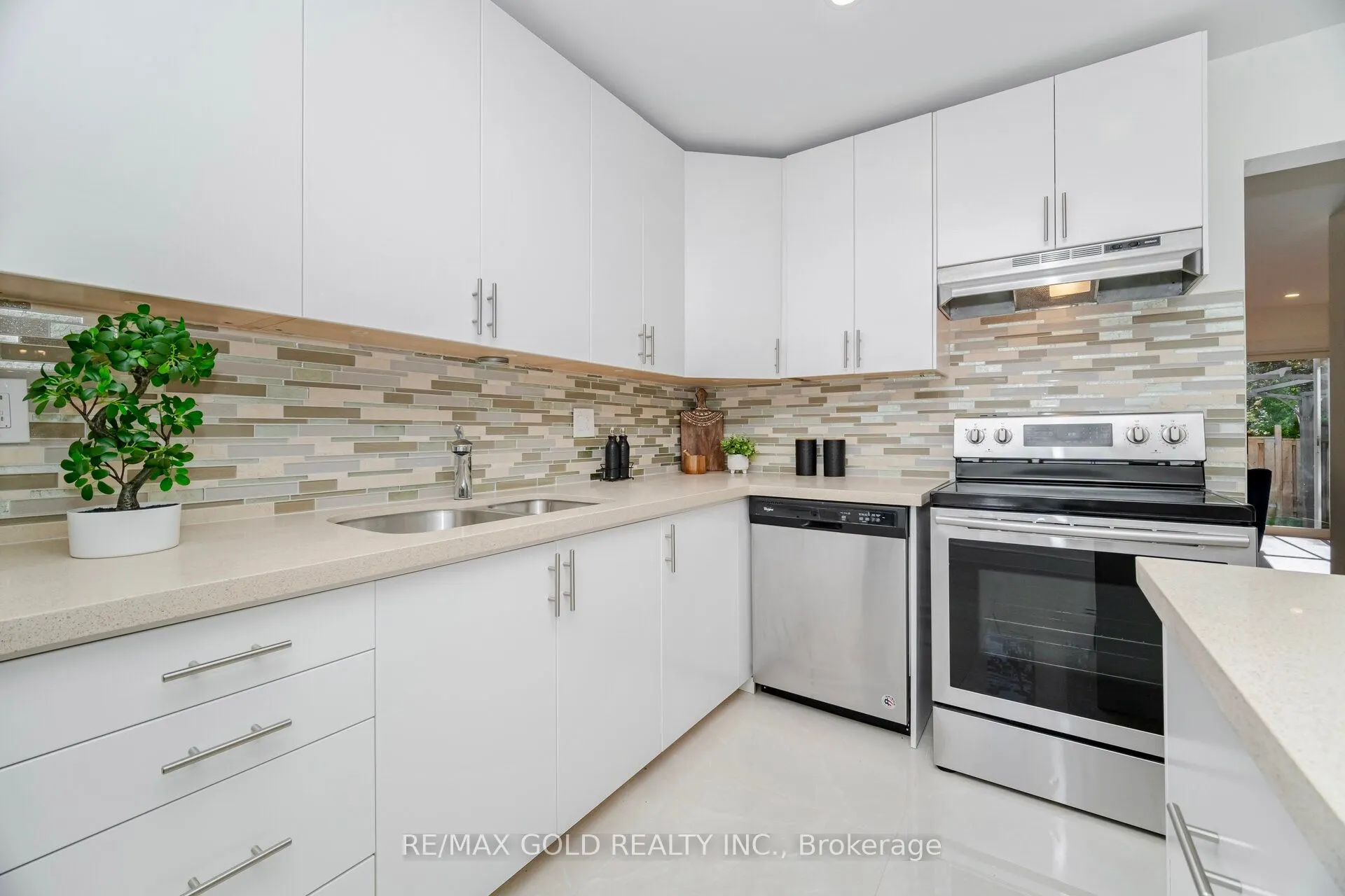 2651 Aquitaine Avenue, #69