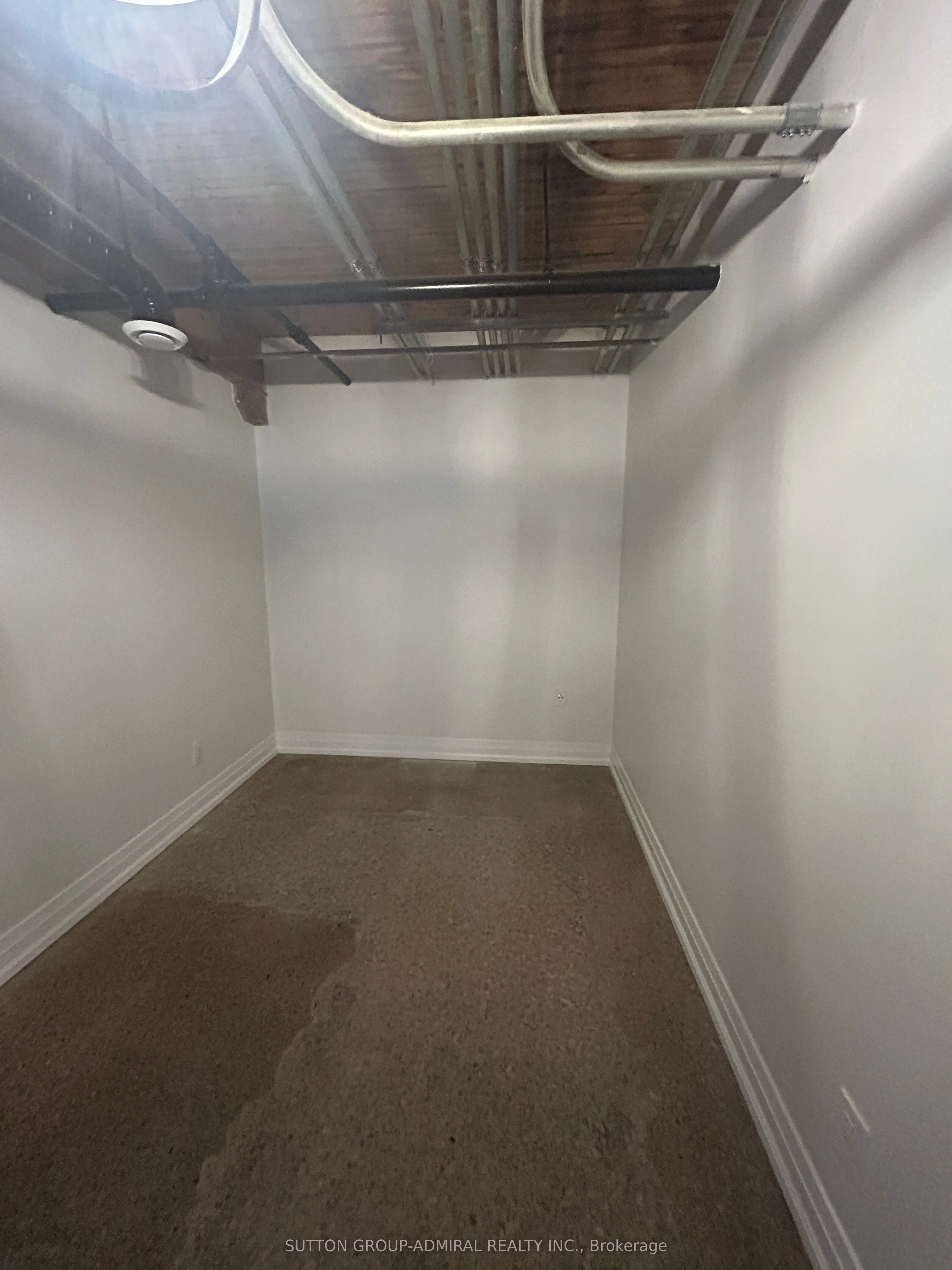 34 Noble Street, #L101