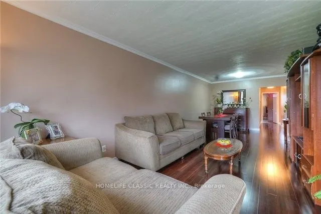 35 Gracedale Boulevard