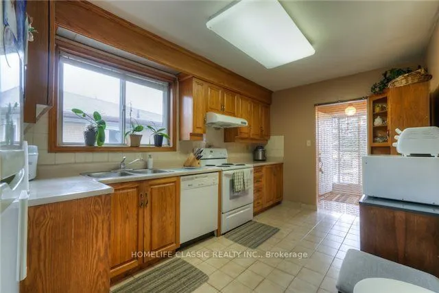 35 Gracedale Boulevard
