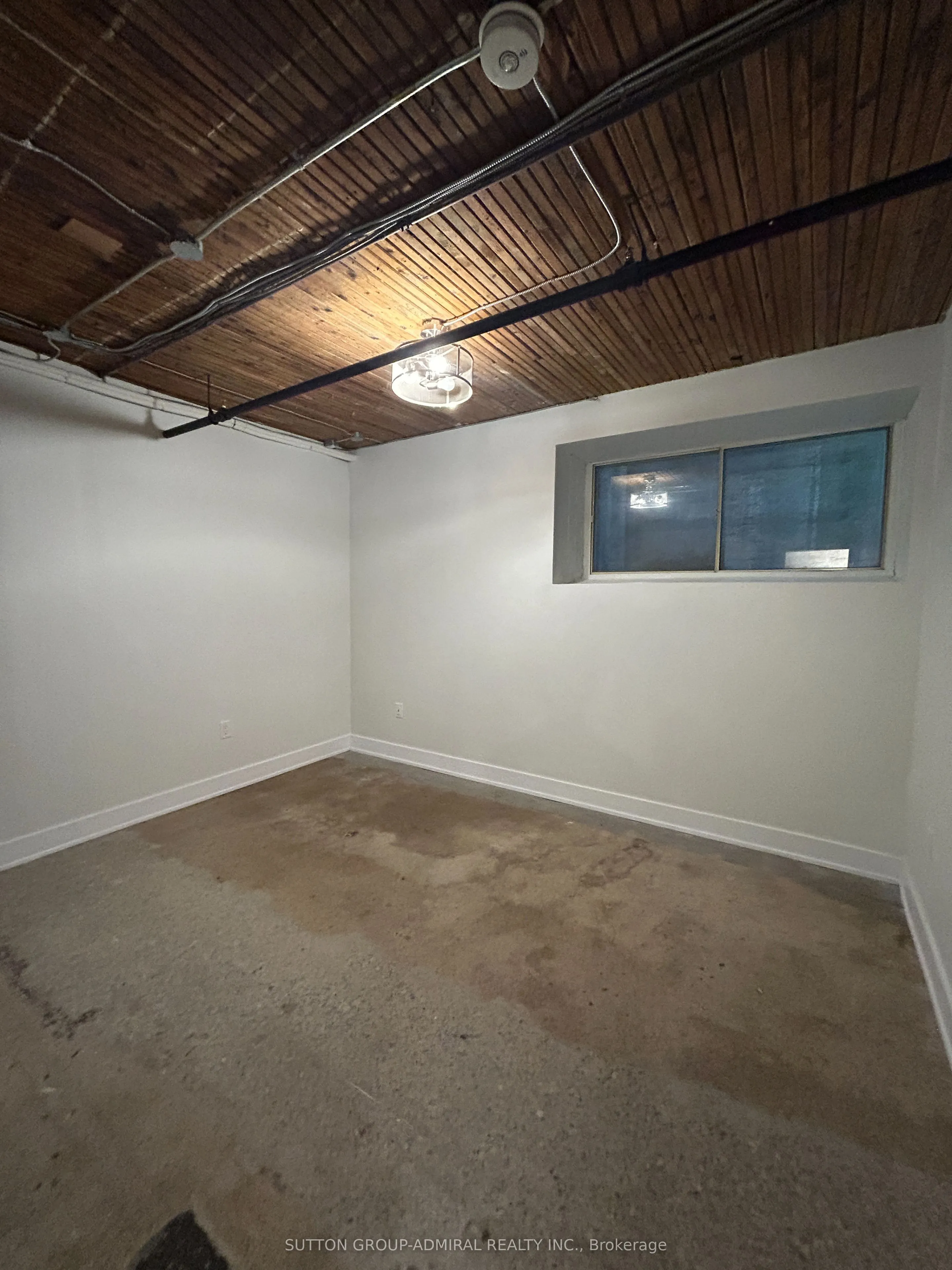 34 Noble Street, #L102