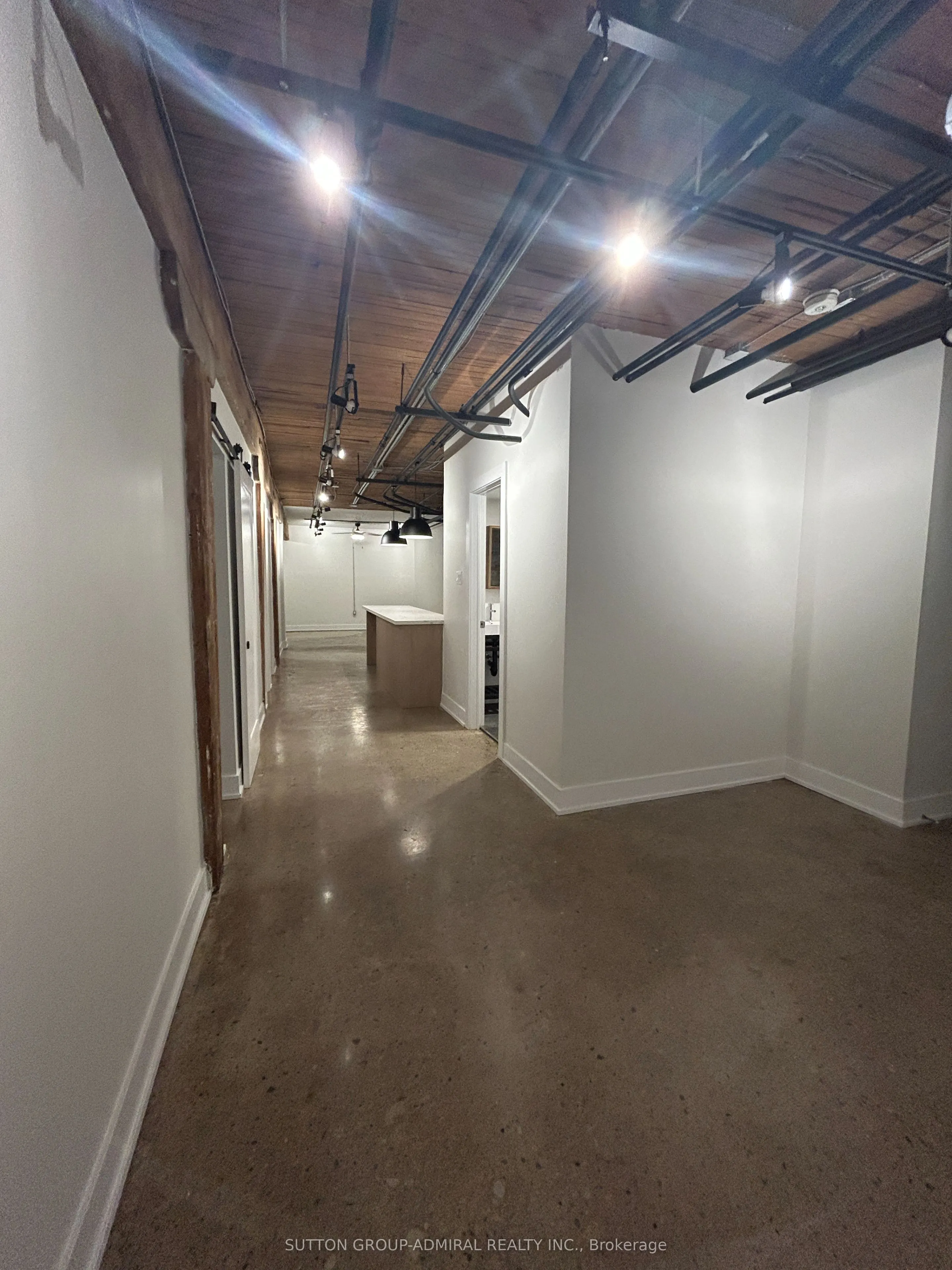 34 Noble Street, #L102