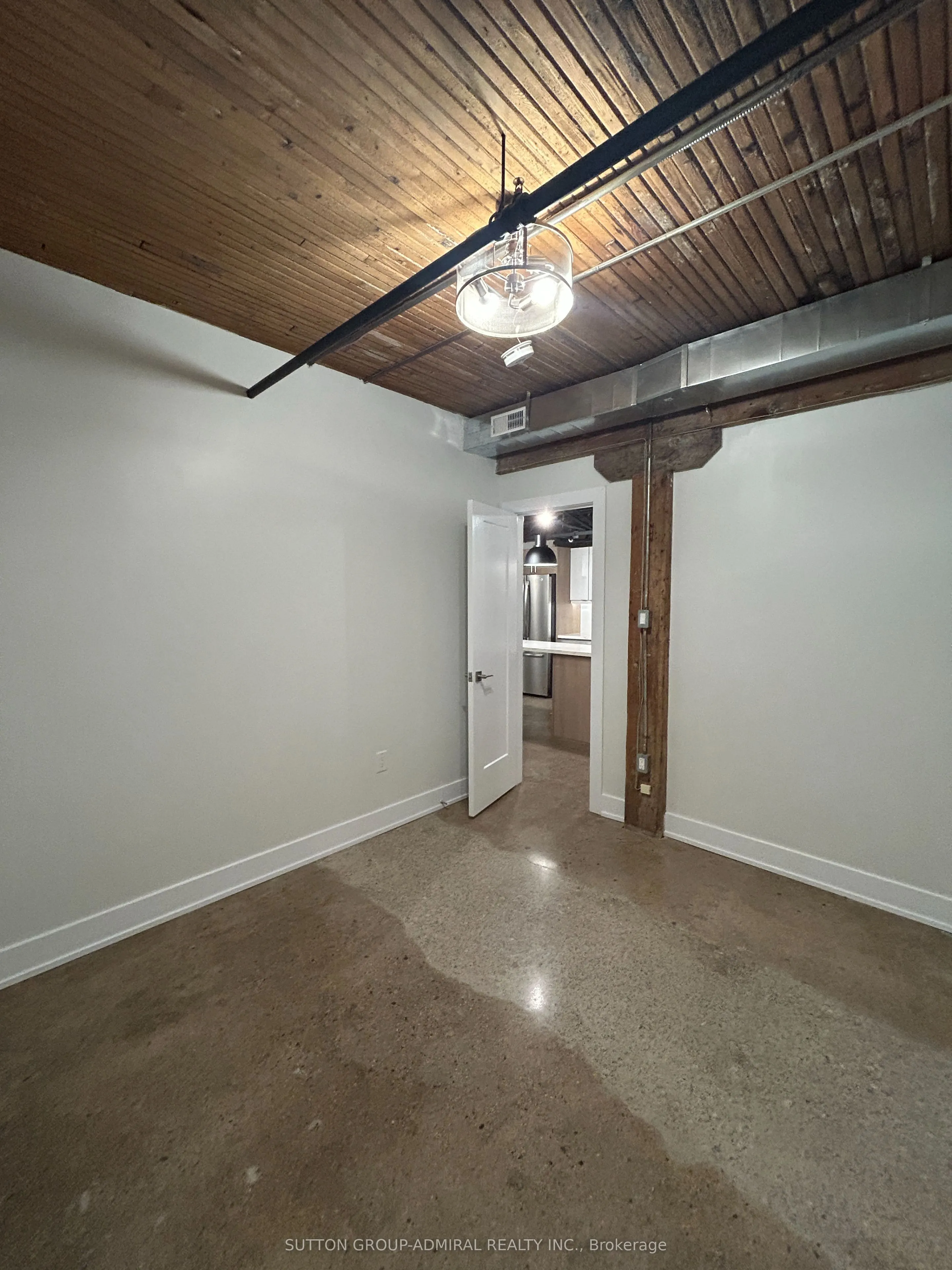 34 Noble Street, #L102