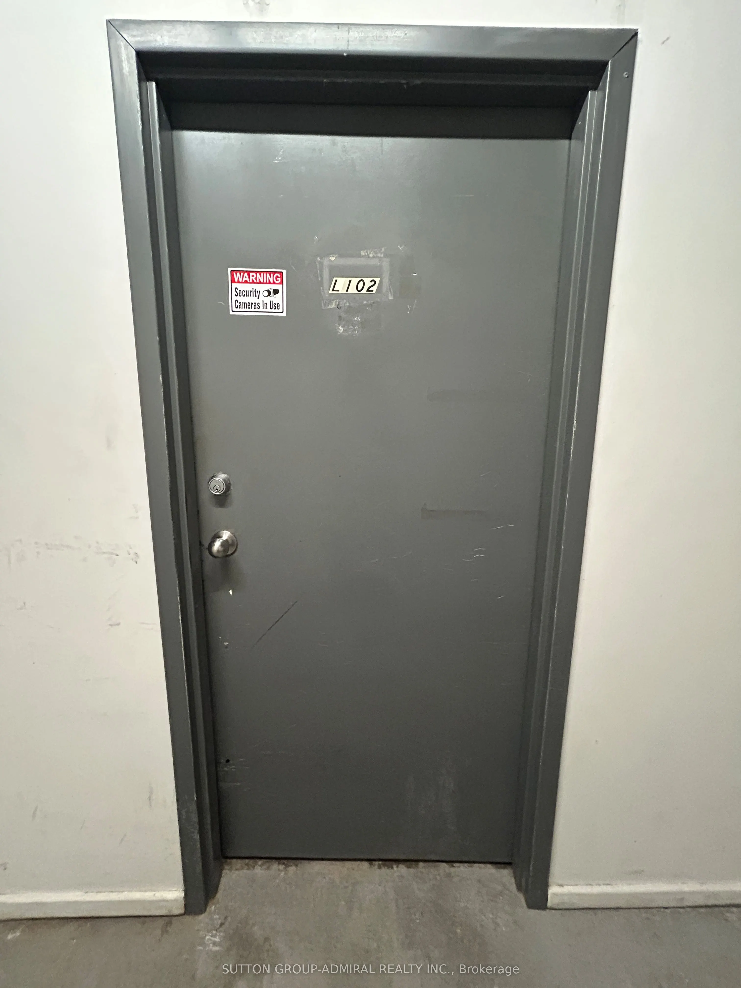 34 Noble Street, #L102
