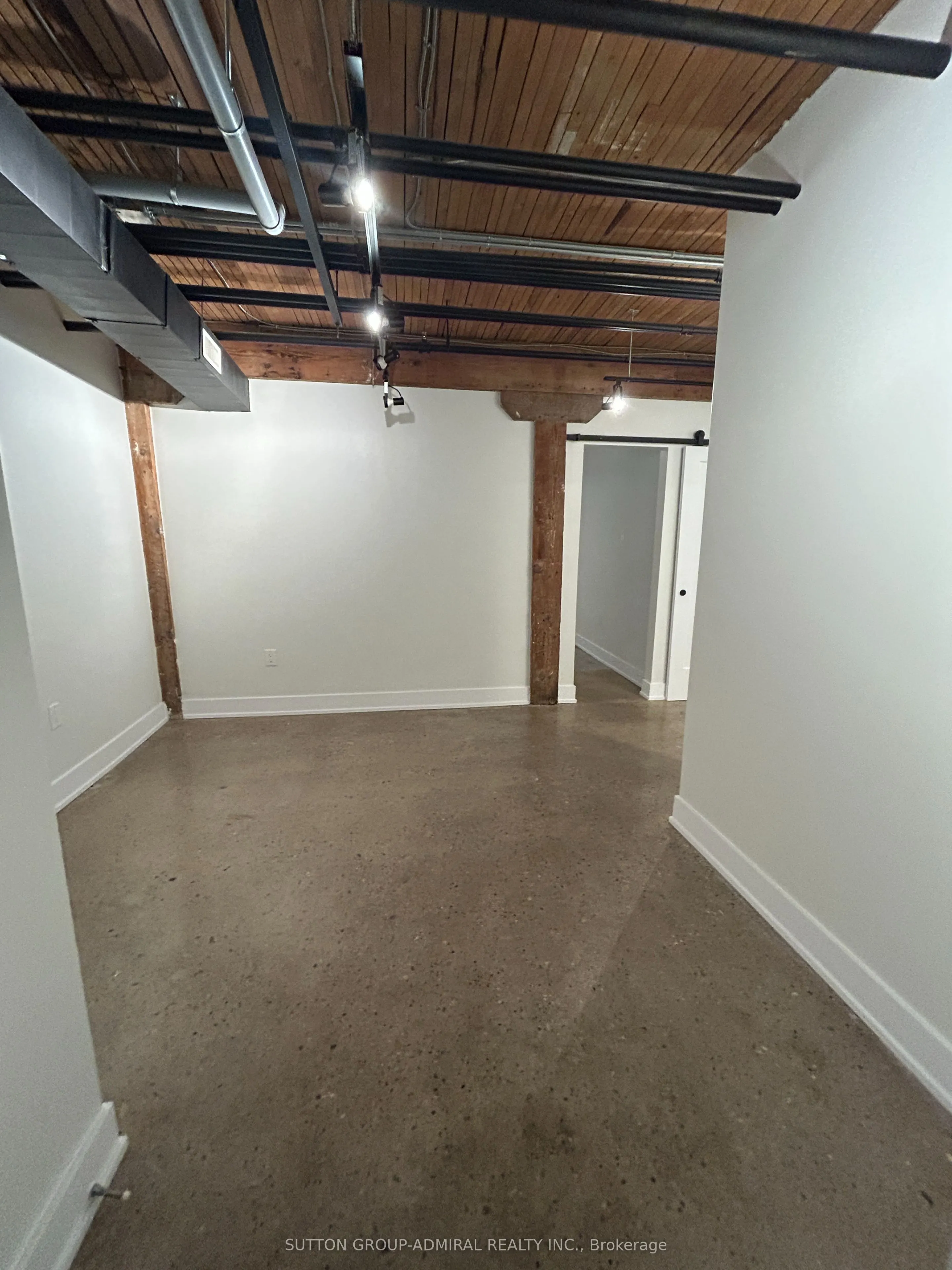 34 Noble Street, #L102