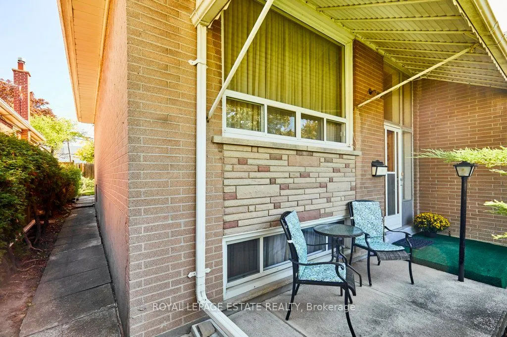 5 Bolger Place