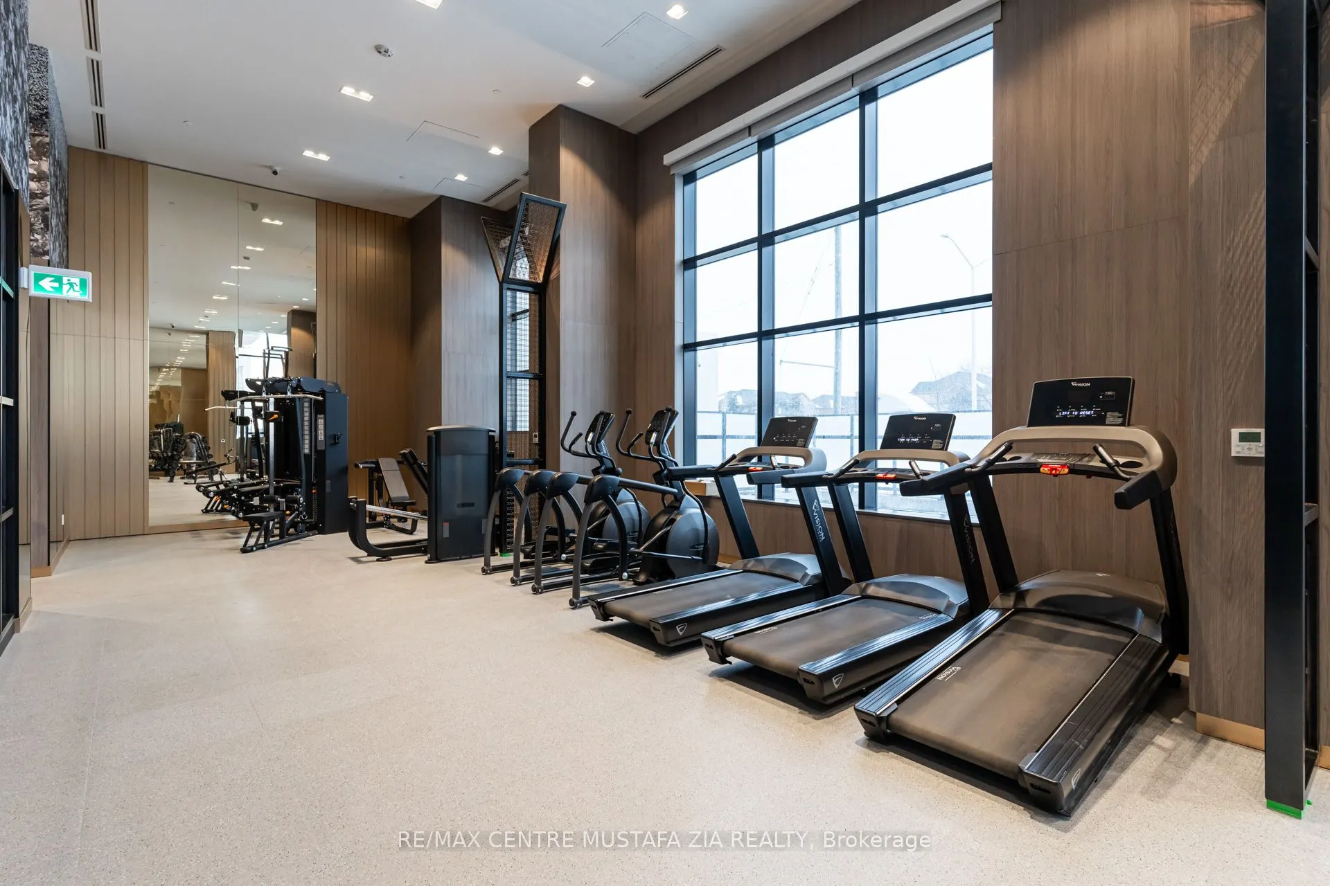 395 Dundas Street W, #217