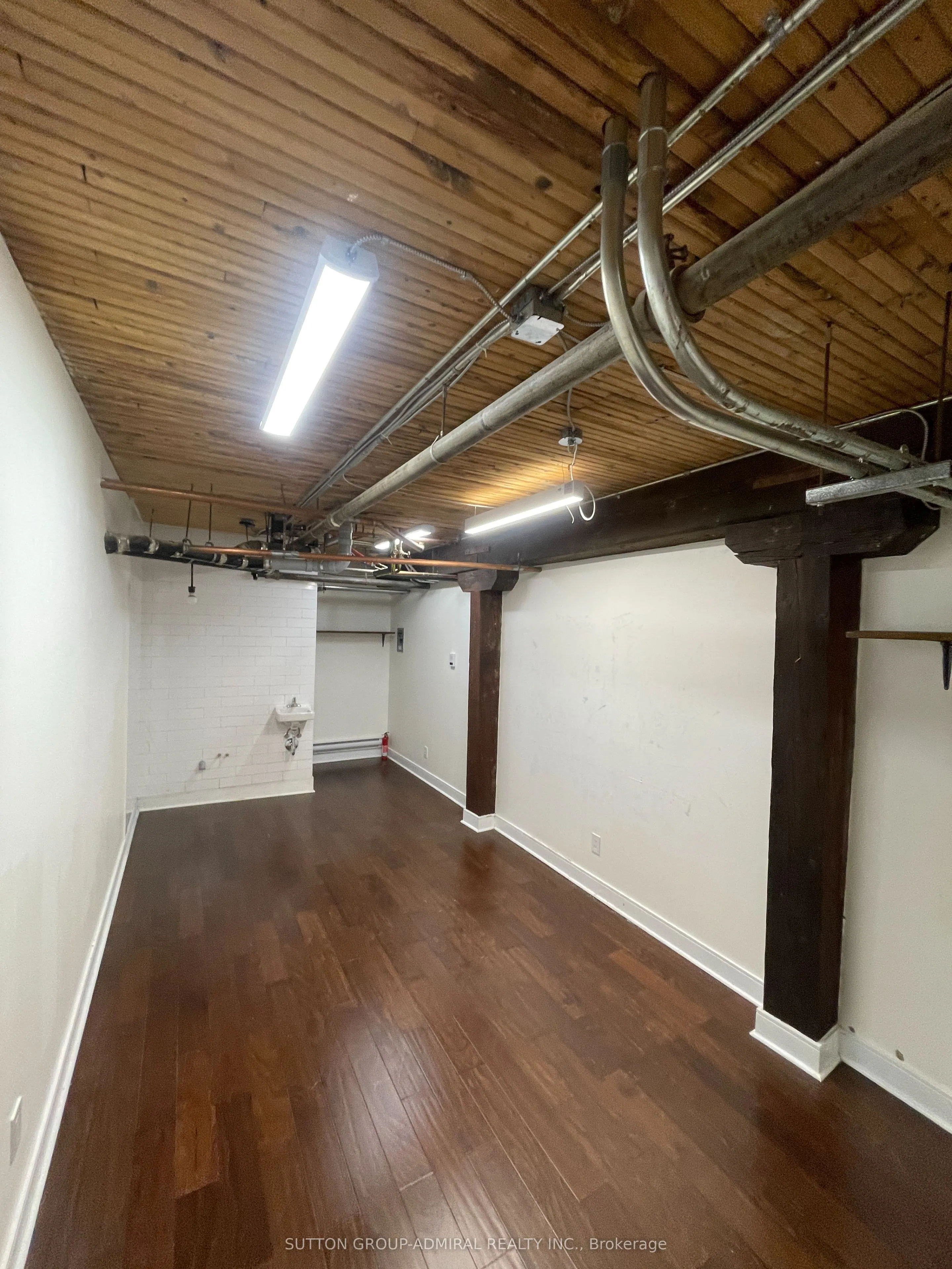 34 Noble Street, #L103