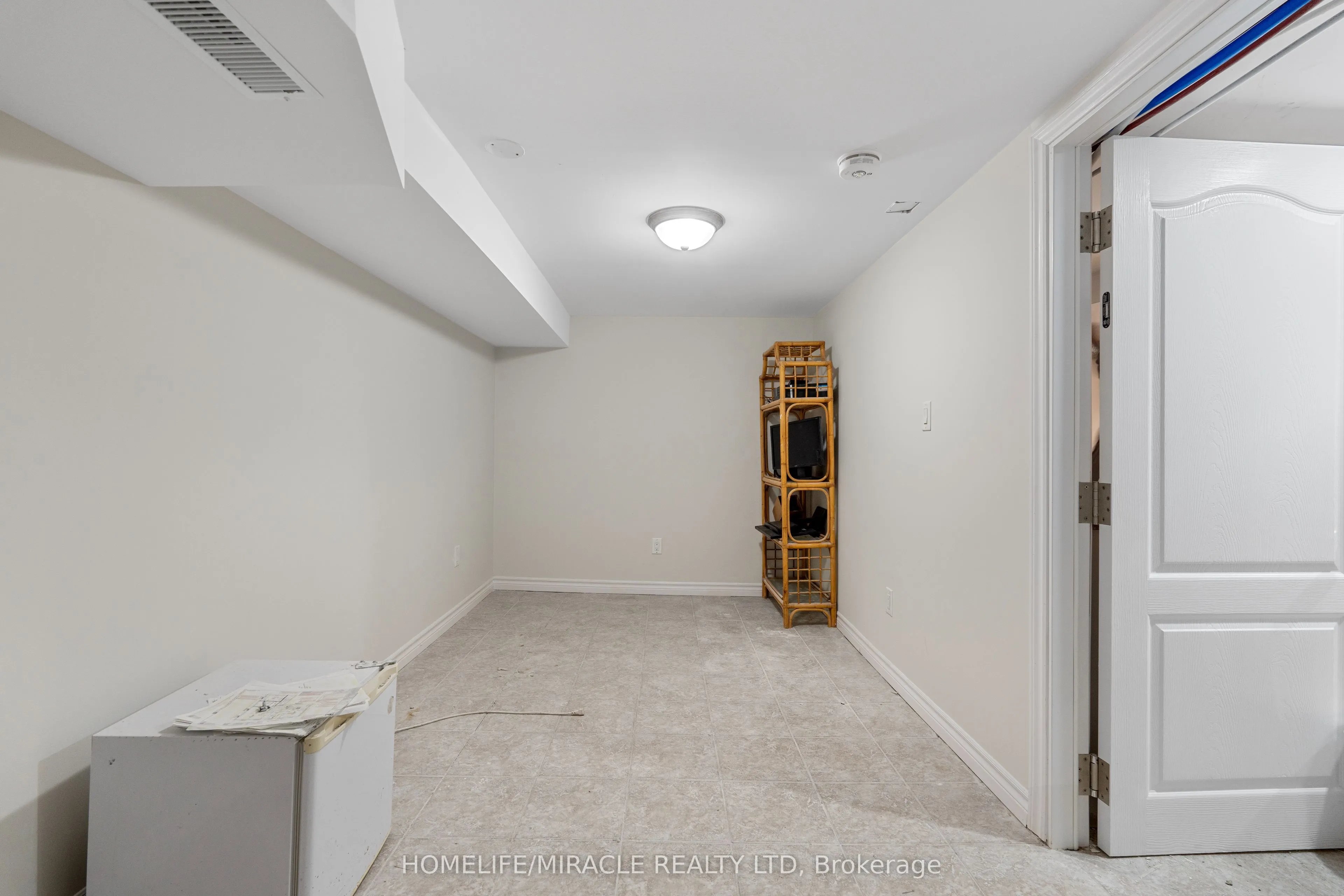 31 Farmington Drive