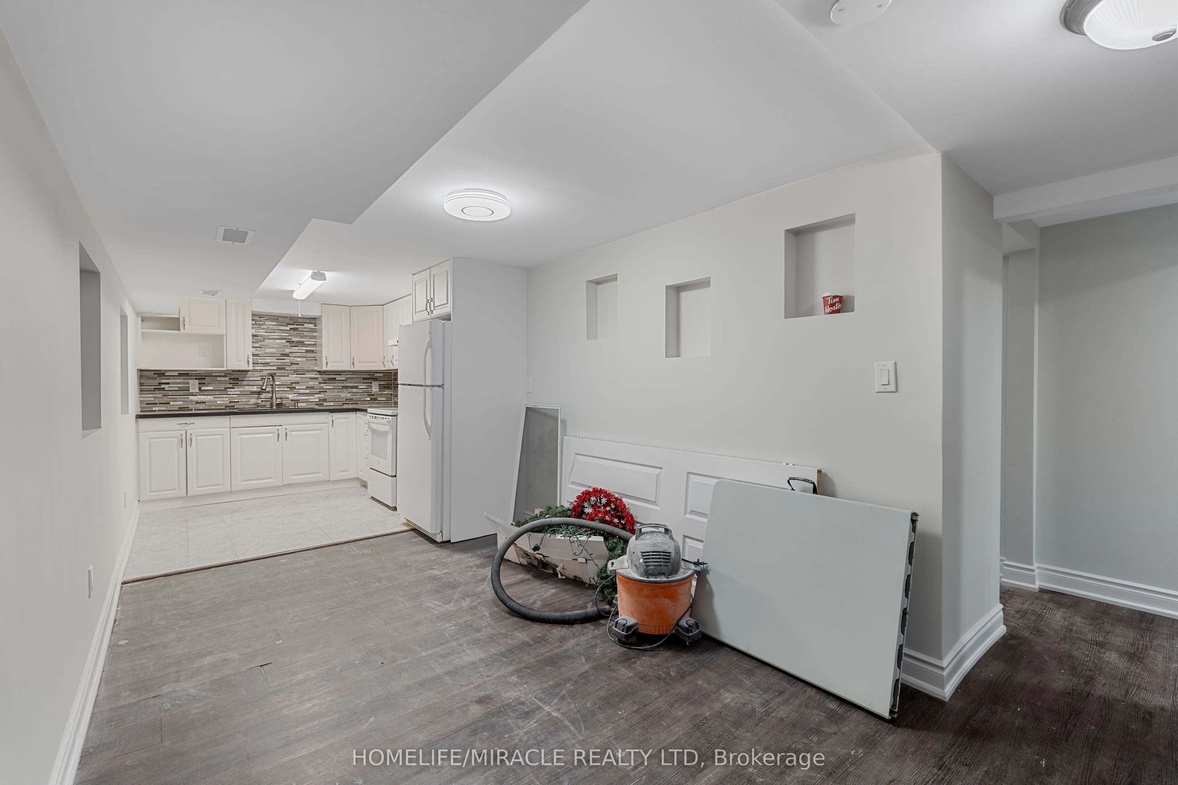 31 Farmington Drive