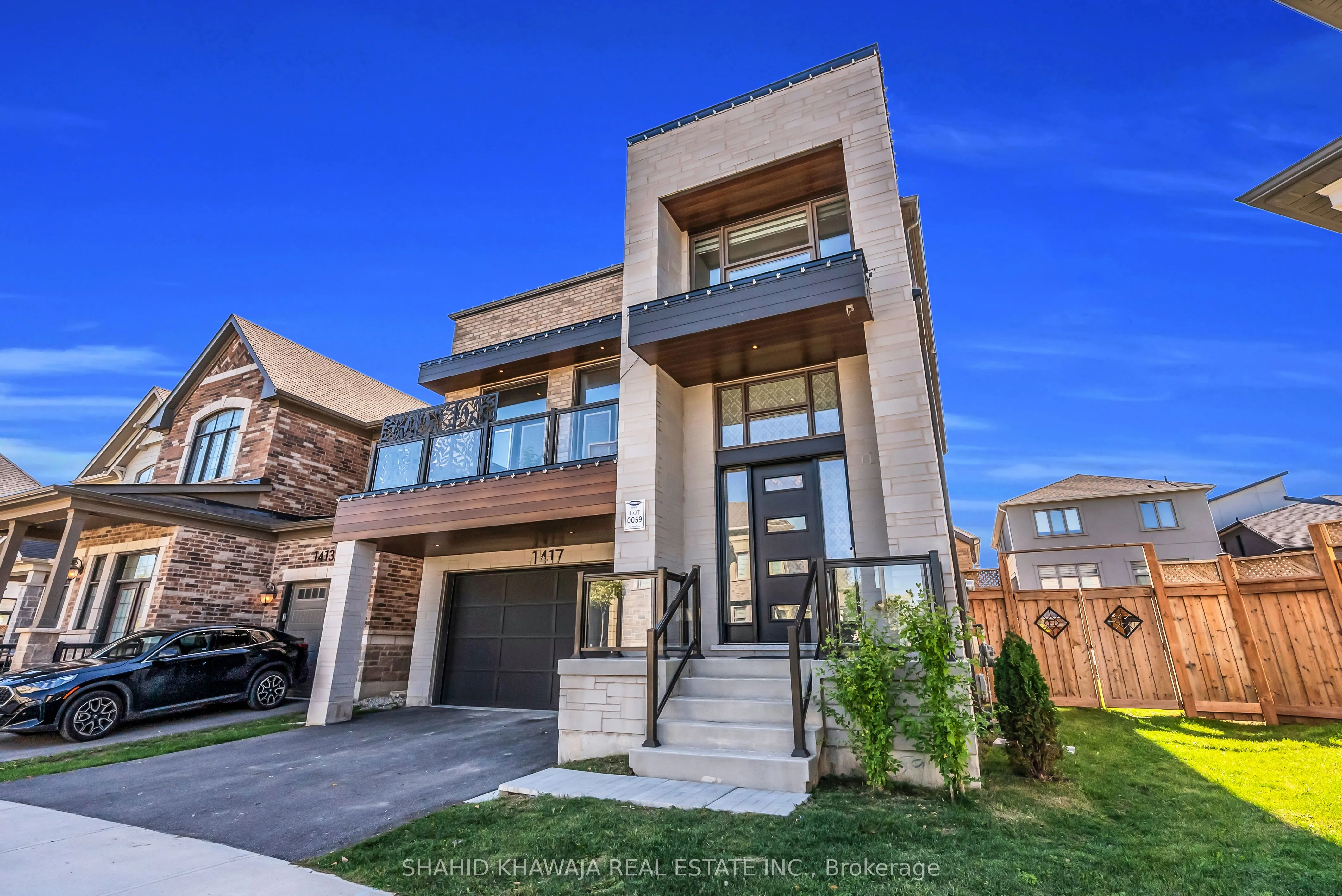 1417 Varelas Passage