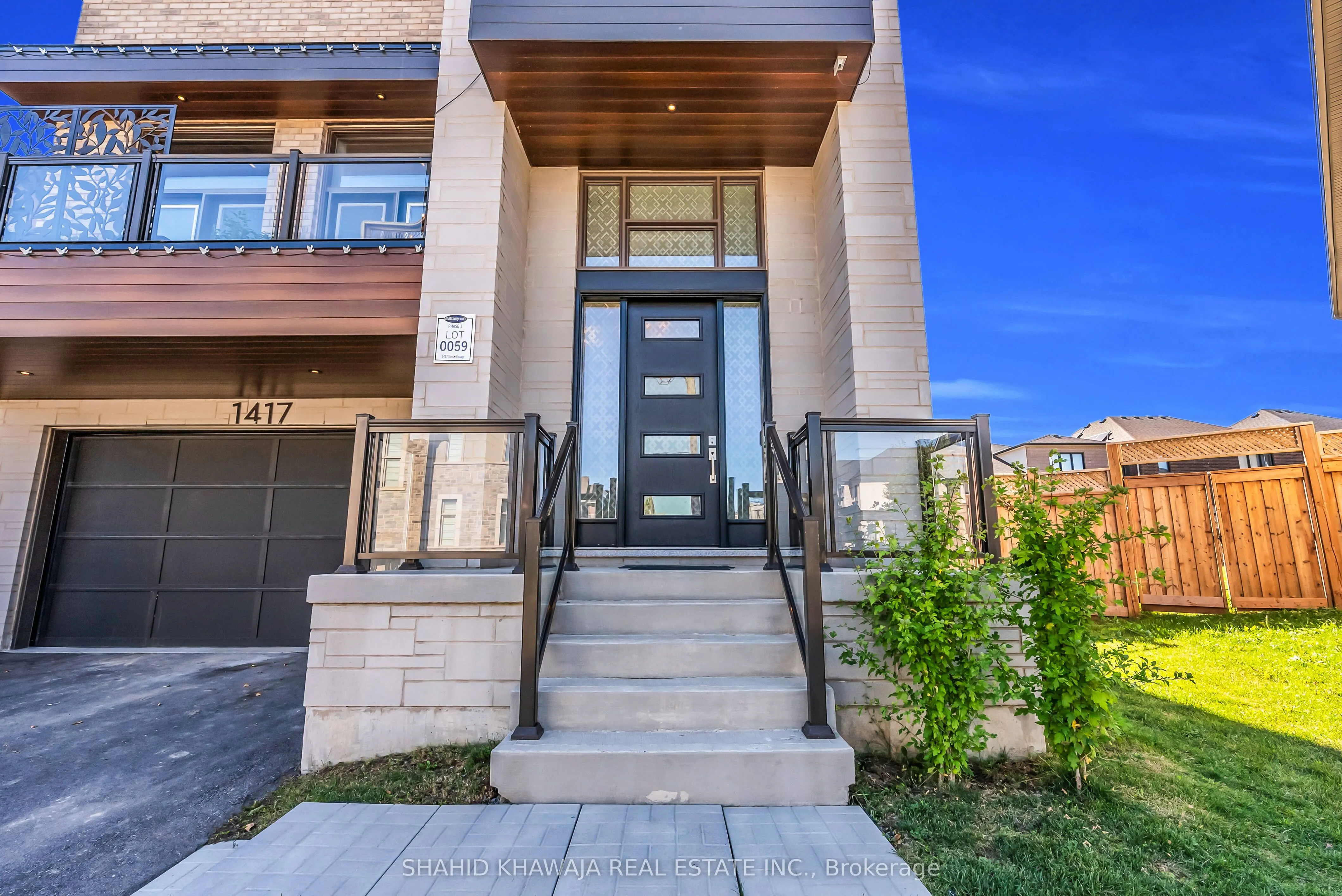 1417 Varelas Passage