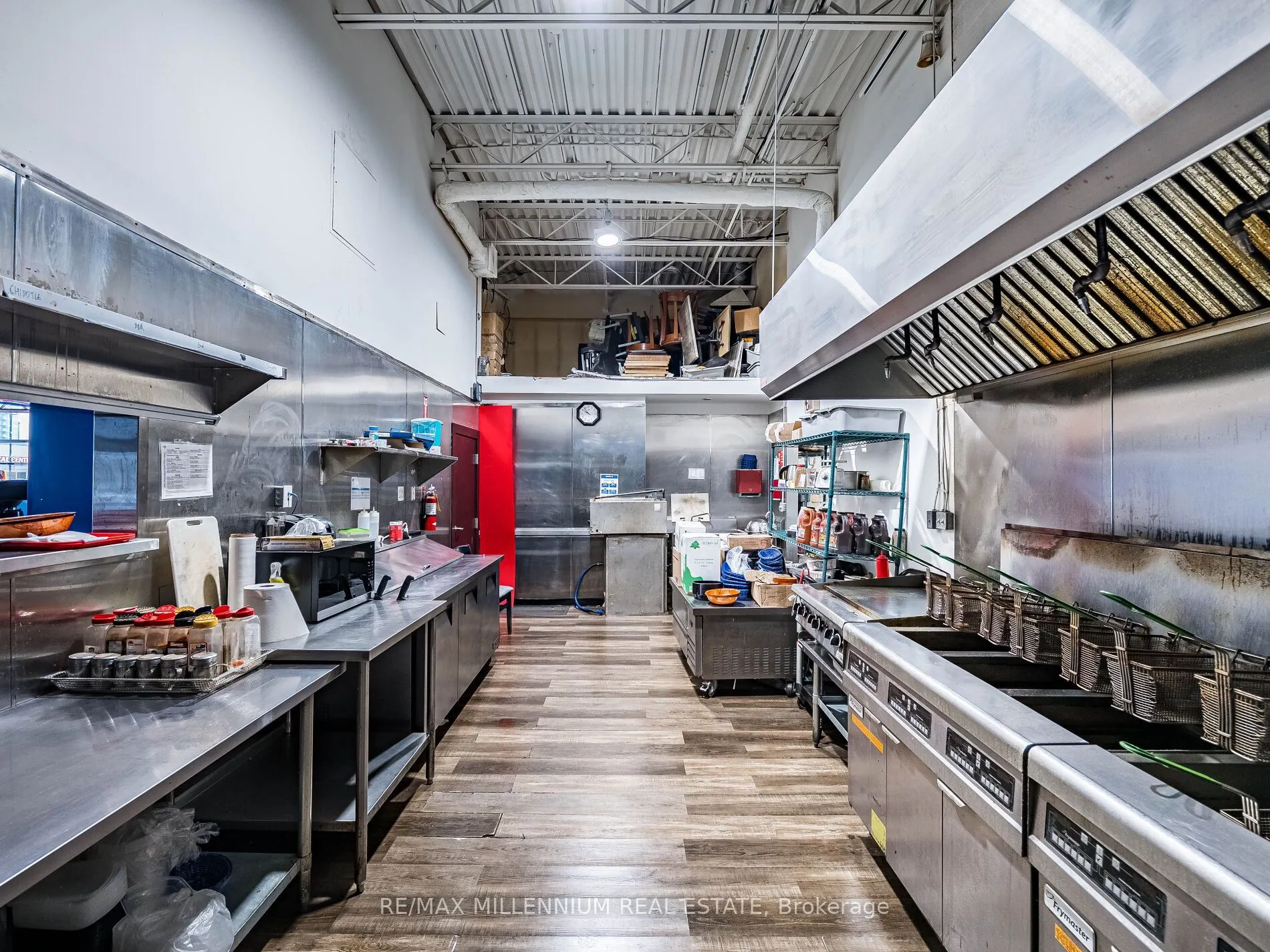 2905 Eglinton Avenue W