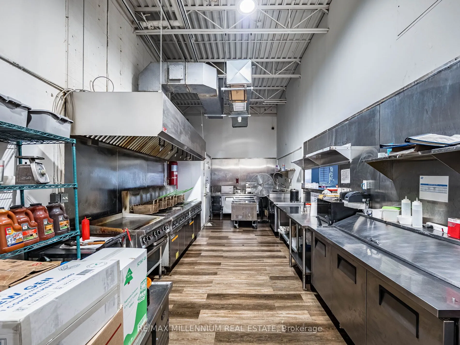 2905 Eglinton Avenue W