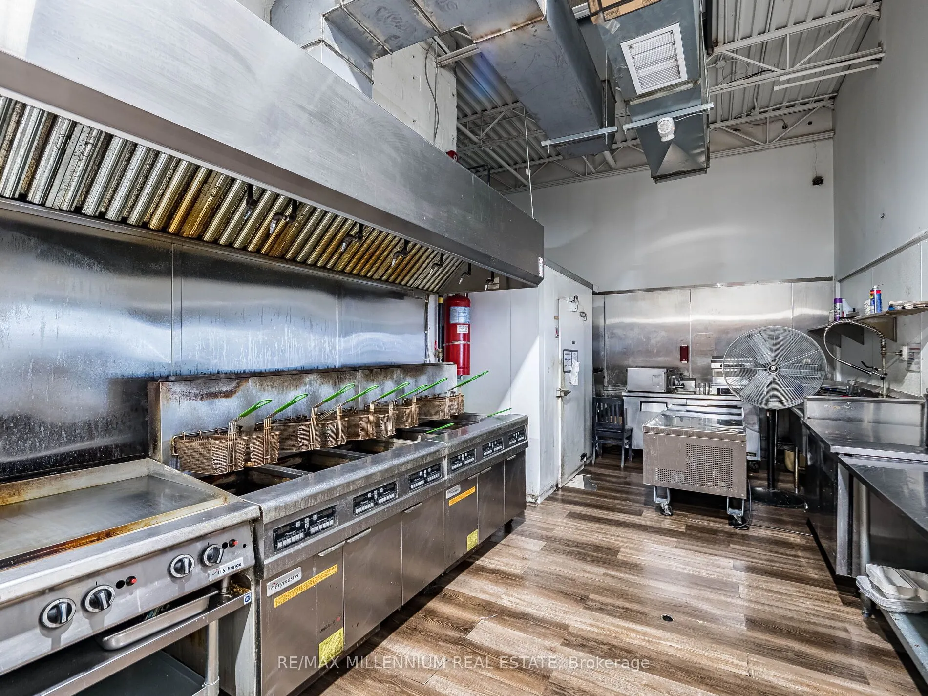 2905 Eglinton Avenue W