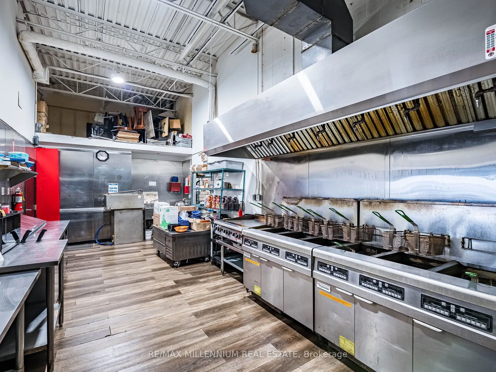 2905 Eglinton Avenue W
